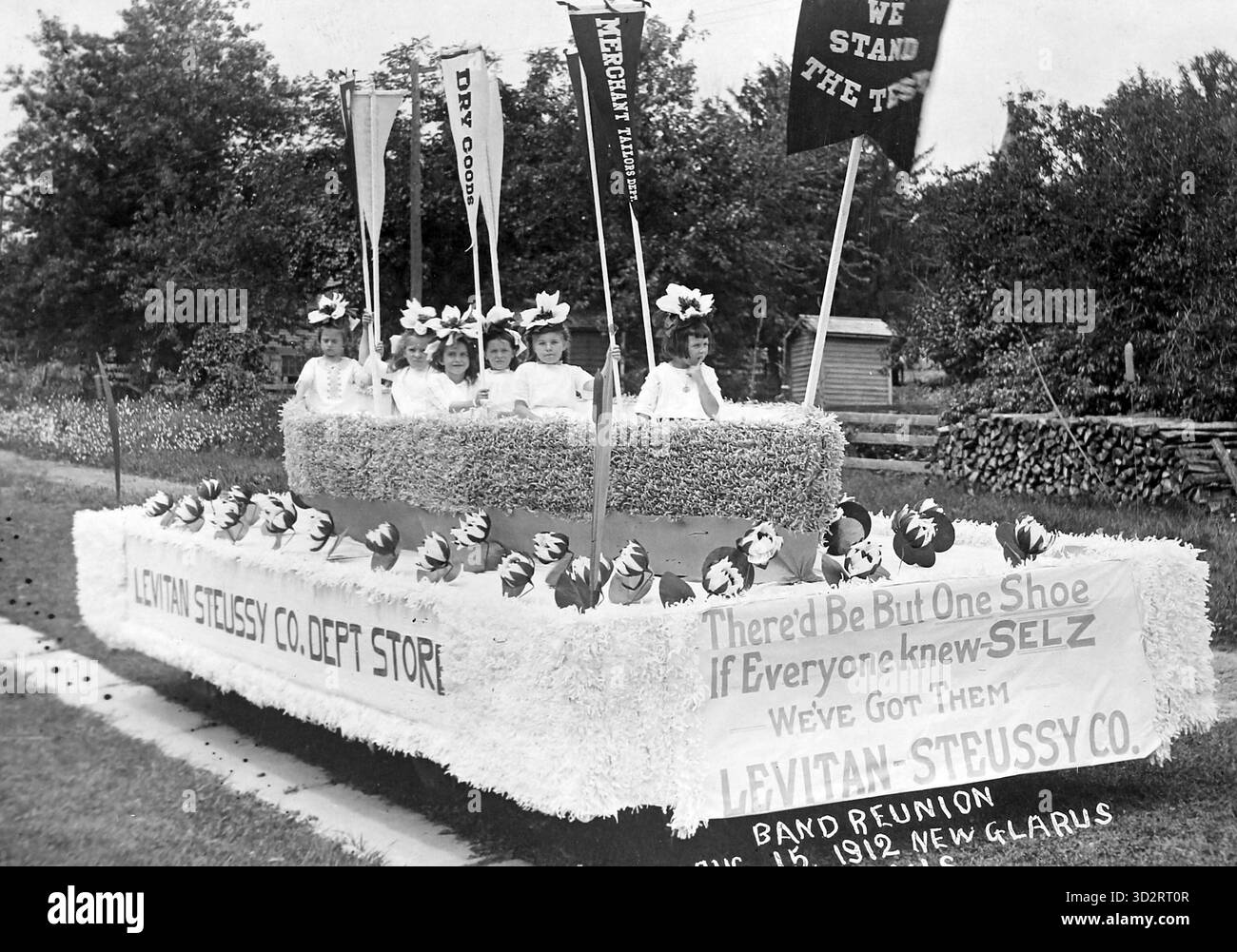 Parade flottant à New Glarus, Wisconsin, vers 1914. Banque D'Images