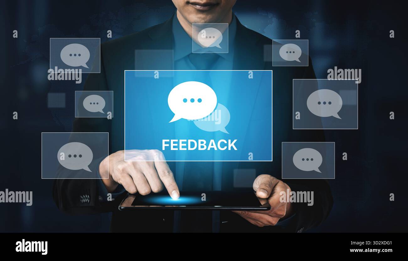 Système de rétroaction de clients ou d'équipes commerciales mettant en évidence les commentaires, opinions, évaluations, critiques et suggestions des utilisateurs pour améliorer les services, commu Banque D'Images