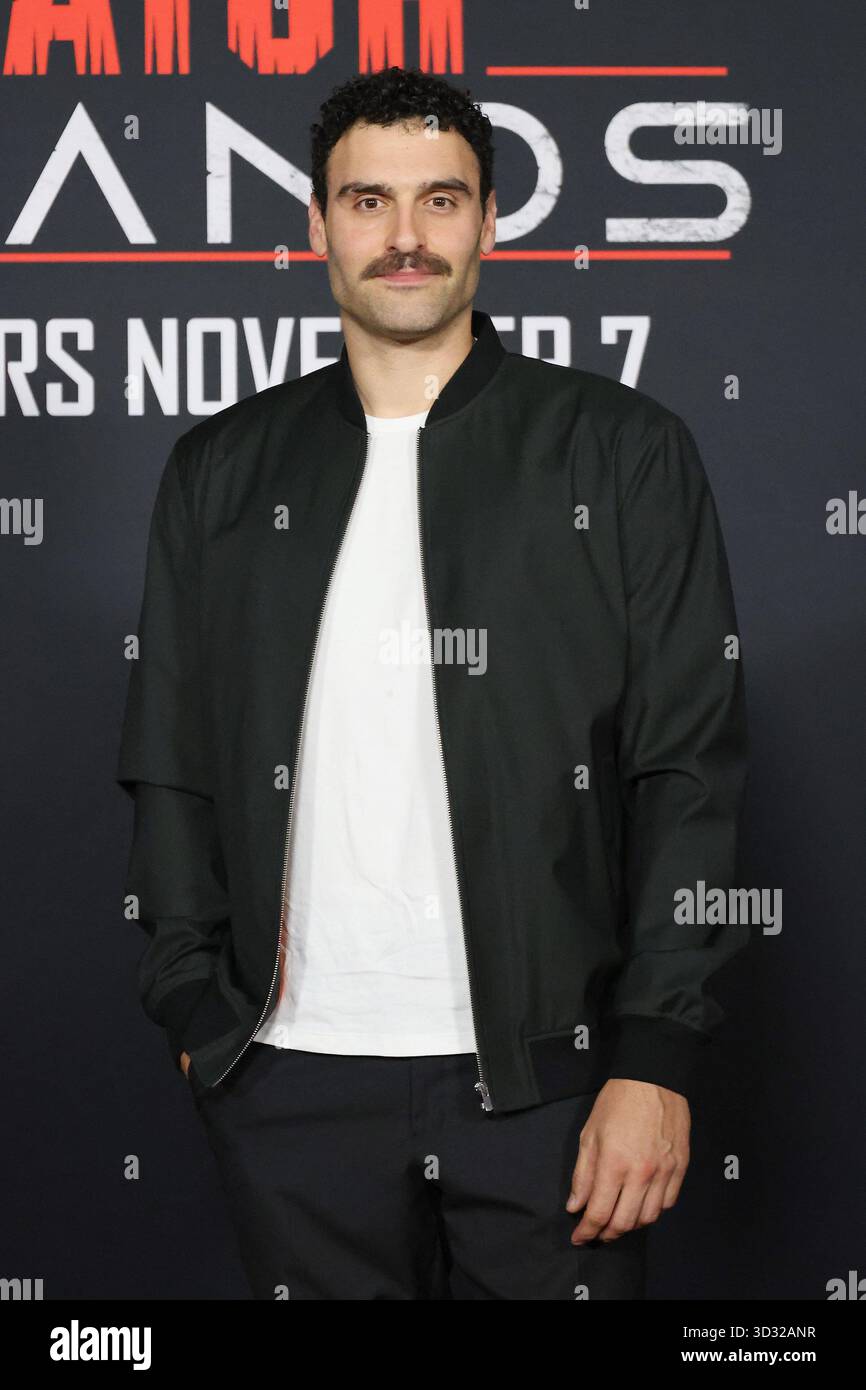 3 novembre 2025, Los Angeles, Californie, États-Unis : Dane DiLiegro à la première mondiale des studios 20th Century Predator : Badlands au TCL Chinese Theatre IMAX (crédit image : © Nina Prommer/ZUMA Press Wire) USAGE ÉDITORIAL SEULEMENT ! Non destiné à UN USAGE commercial ! Banque D'Images