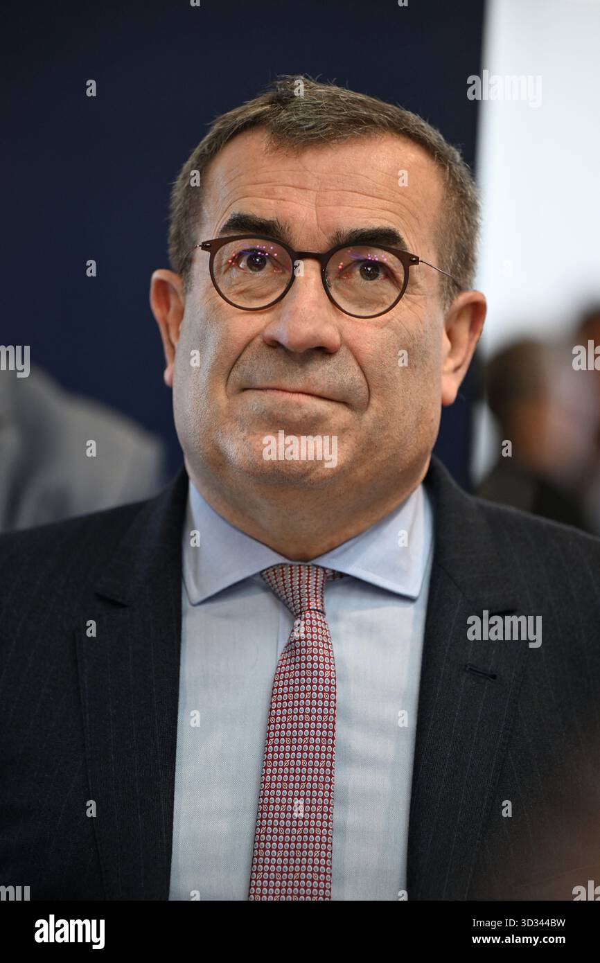 Villepinte, France. 04th Nov, 2025. Xavier Ursat, Directeur exécutif du Groupe EDF, au salon mondial du nucléaire au Parc des expositions de Villepinte le 4 novembre 2025. Photo de Tomas Stevens/ABACAPRESS.COM crédit : Abaca Press/Alamy Live News Banque D'Images