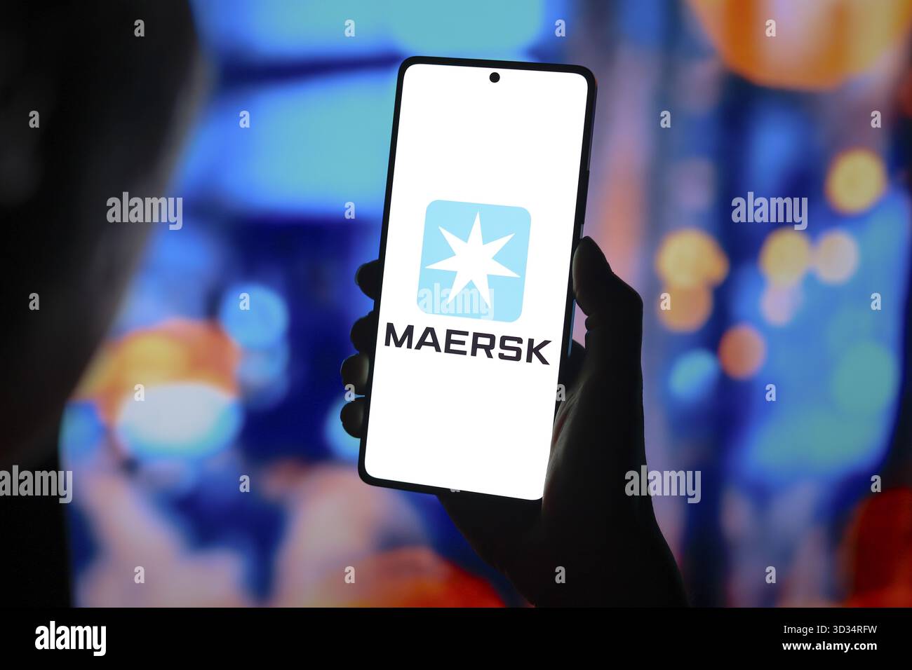 24 août 2024, Paraguay. Dans cette illustration photo, le logo A. P. Moller-Maersk Group (Maersk) est affiché sur un écran de smartphone Banque D'Images