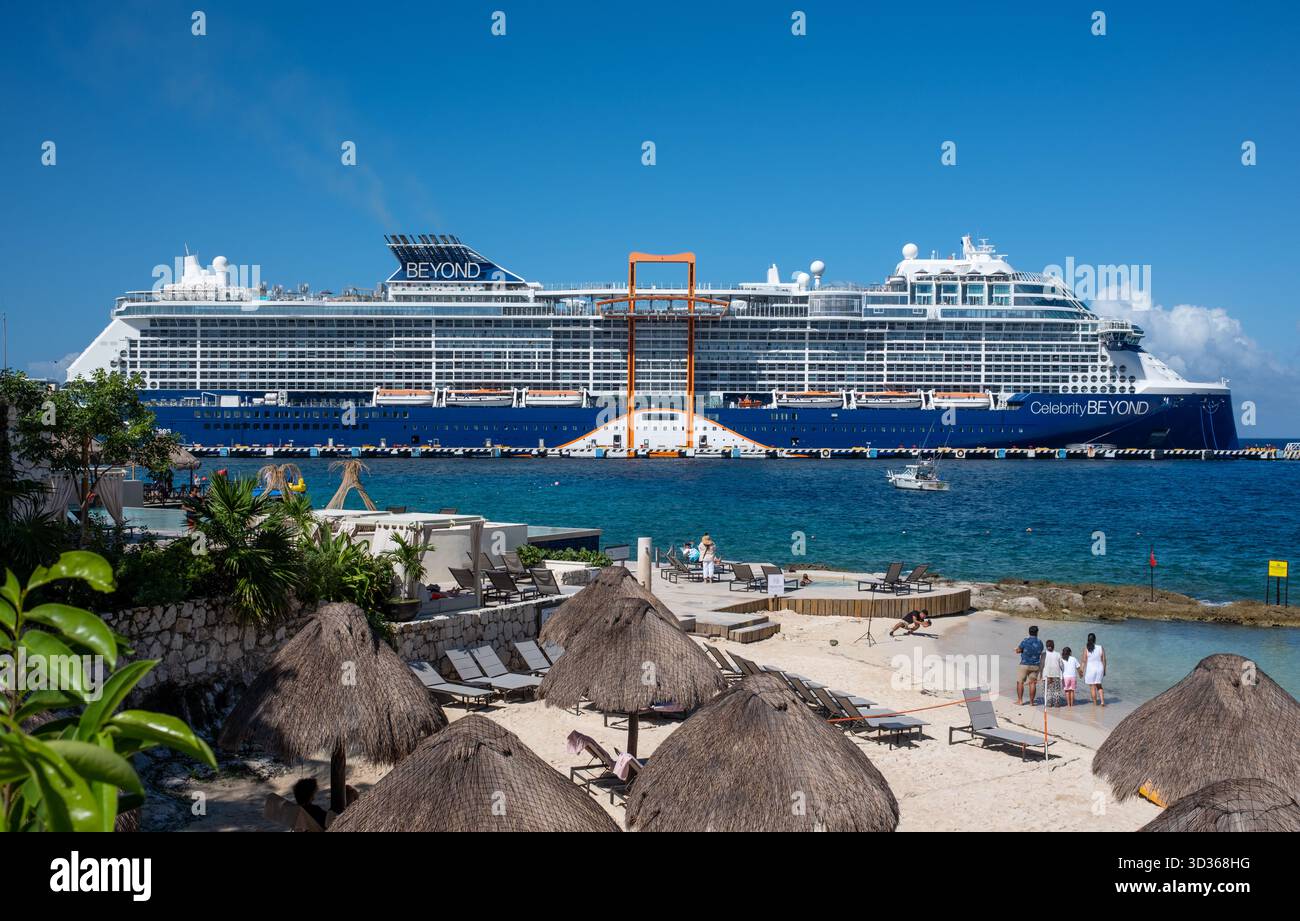 Celebrity Beyond Cruise Ship à Cozumel Mexique Banque D'Images