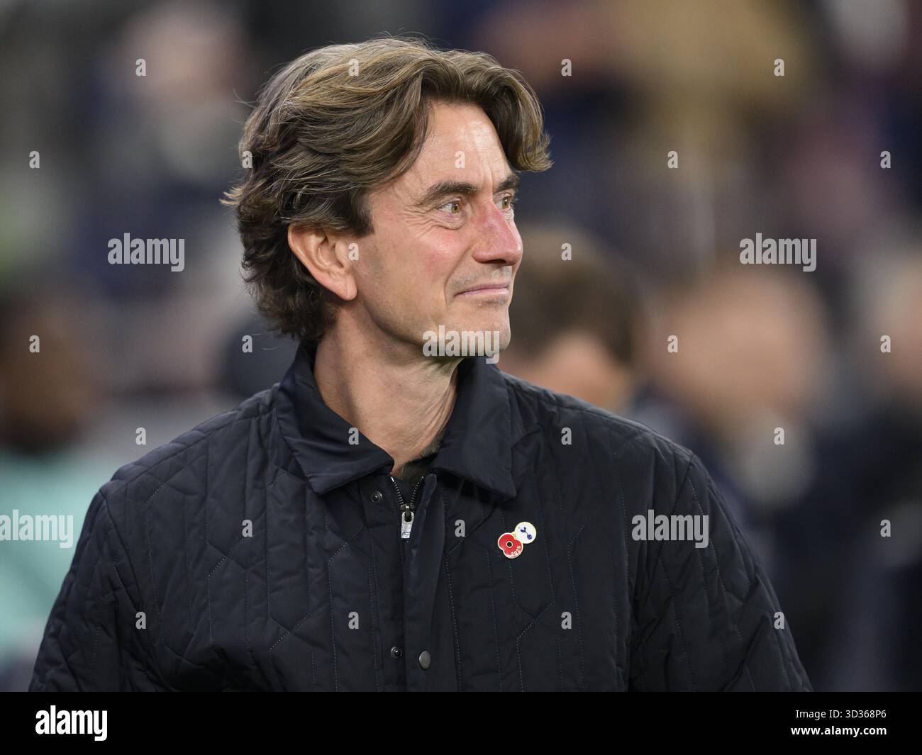 Londres, Royaume-Uni. 04th Nov, 2025. Londres, Angleterre, 4 novembre 2025 : Thomas Frank, entraîneur de Tottenham Hotspur, lors du match de l'UEFA Champions League entre Tottenham et Copenhague au Tottenham Hotspur Stadium à Londres, en Angleterre. (Photo de David Horton/Sports Press photo) crédit : SPP Sport Press photo. /Alamy Live News Banque D'Images