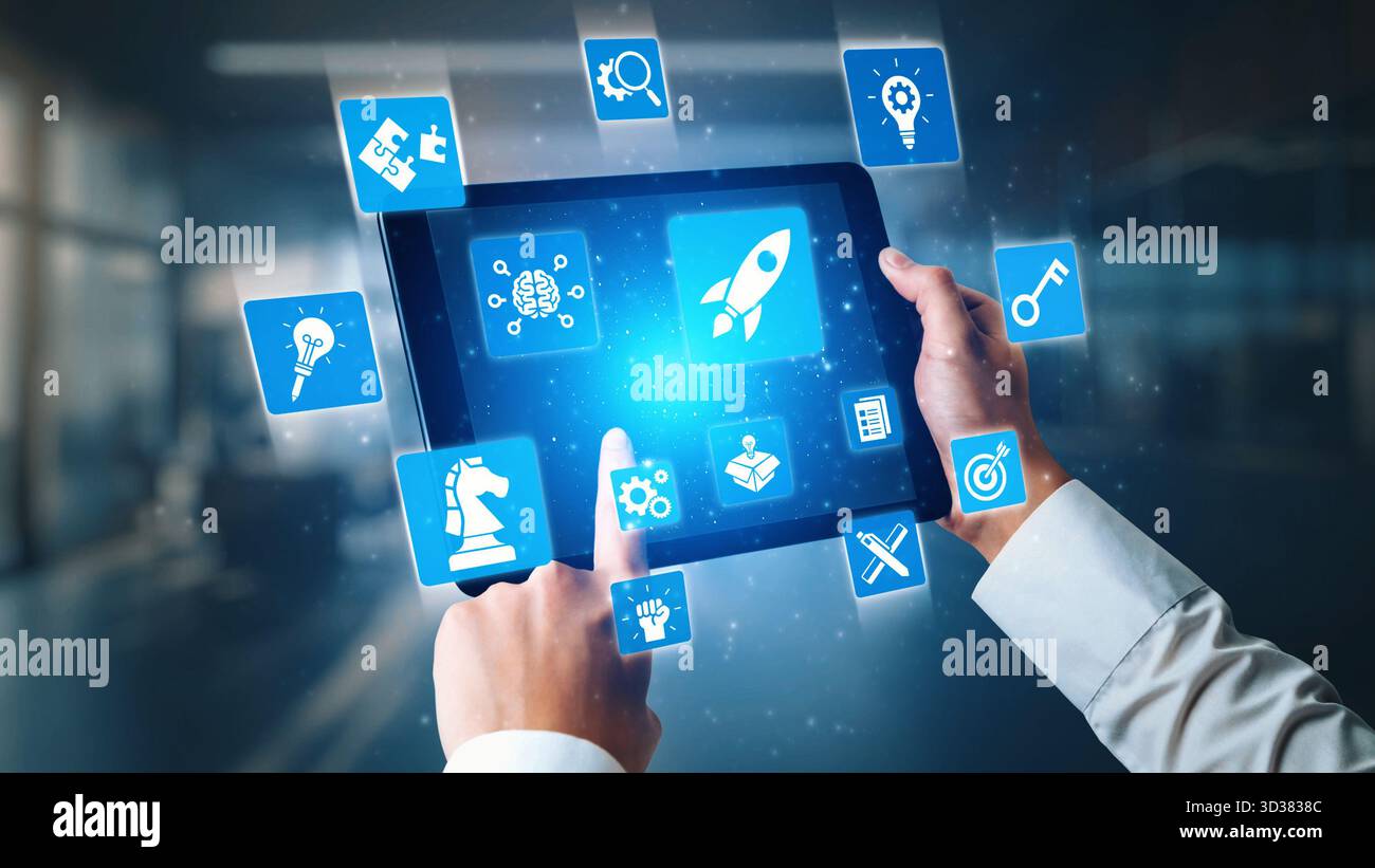 Les icônes d'innovation montrent la créativité, le travail d'équipe et le développement de projets. L'innovation aide les entreprises à concevoir des solutions, à élaborer une stratégie et à grandir avec Banque D'Images