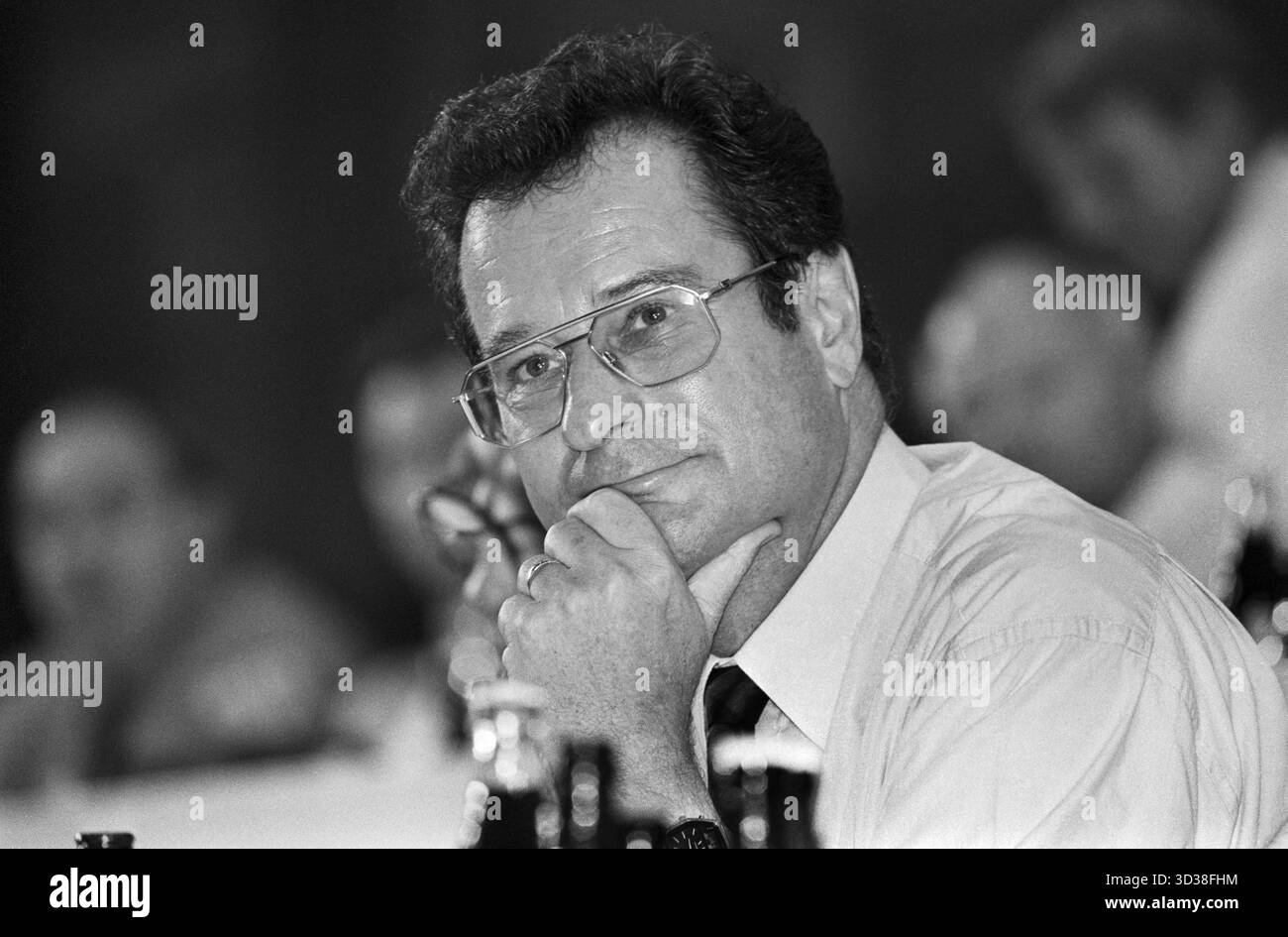 Deutschland, Karlsruhe, 07.06.1996 Archiv : 55-46-05 FDP-Bundesparteitag Foto : Klaus Kinkel FDP-Bundesparteitag FDP-Bundesparteitag *** Allemagne, Karlsruhe, 07 06 1996 Archive 55 46 05 FDP Conférence fédérale du Parti photo Klaus Kinkel FDP Conférence fédérale du Parti FDP Banque D'Images