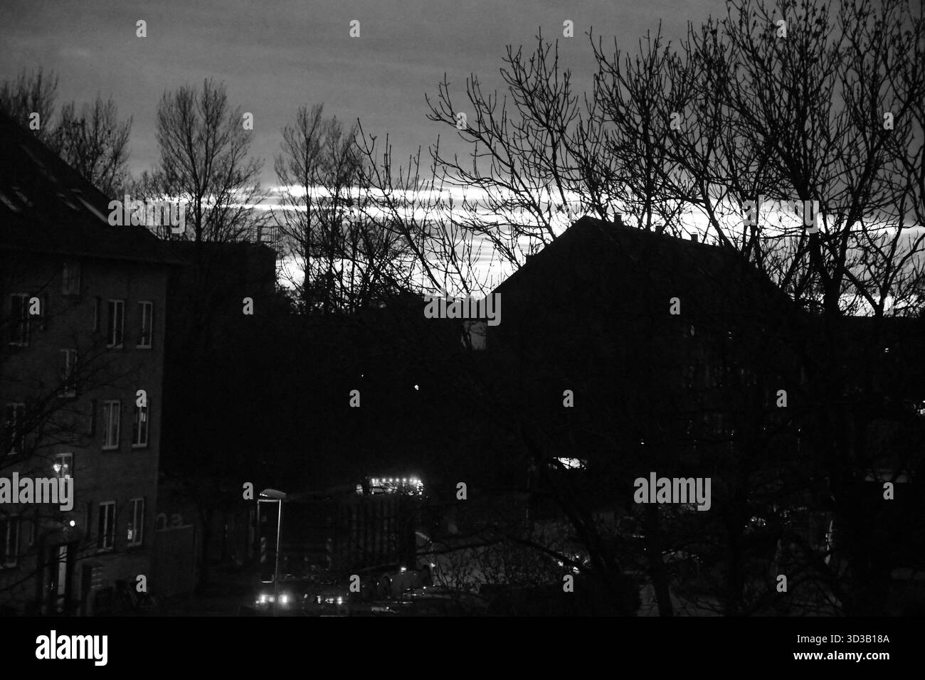 Copenhague/ Danemark/05 NOVEMBRE 2025/scène nocturne et pluie tombée à kastrup copenhague. (Photo.Francis Joseph Deann/Dean Pictures) (non destiné à un usage commercial et éditorial uniquement) Banque D'Images