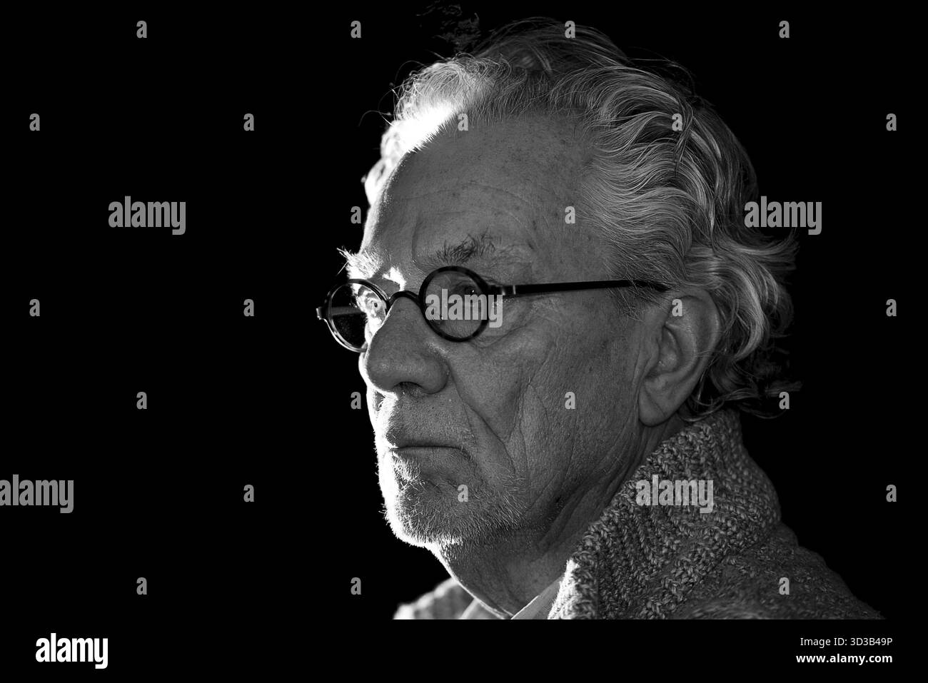 Den Helder, pays-Bas. 14 mars 2025. Autoportrait de photograker. Banque D'Images