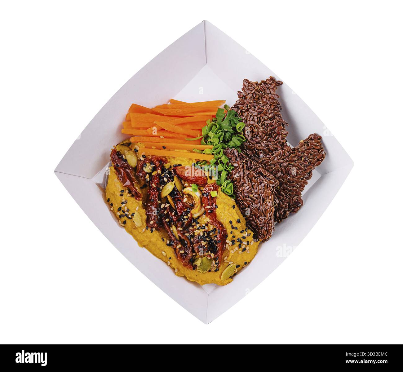 Nourriture, houmous crémeux maison sain avec pains aux céréales Banque D'Images