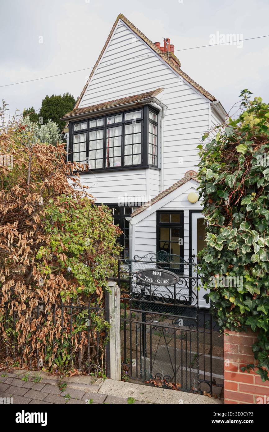 La maison Quay No.1 près du front de mer, Burnham sur Crouch, Essex, Angleterre. Banque D'Images