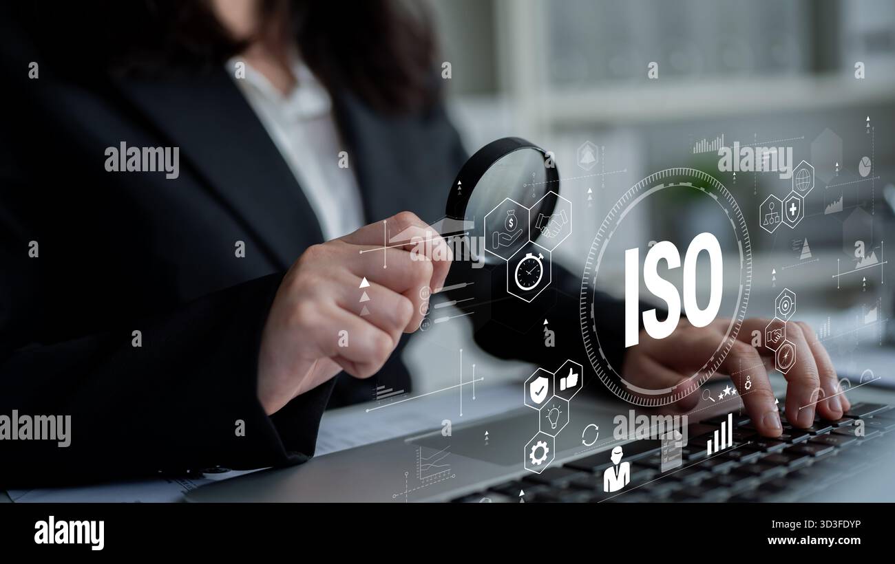 Le concept de certification ISO pour les normes internationales de gestion de la qualité. L'invention concerne un système permettant d'assurer la qualité, l'efficacité et le processus métier Banque D'Images