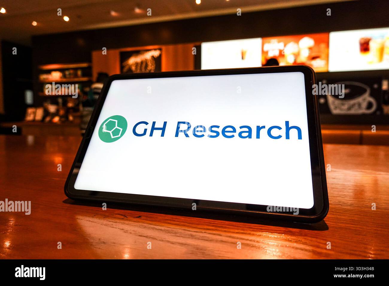 Chine. 2 novembre 2025. Dans cette illustration photo, le logo GH Research est affiché sur l'écran d'une tablette. (Crédit image : © Sheldon Cooper/SOPA images via ZUMA Press Wire) USAGE ÉDITORIAL SEULEMENT ! Non destiné à UN USAGE commercial ! Banque D'Images
