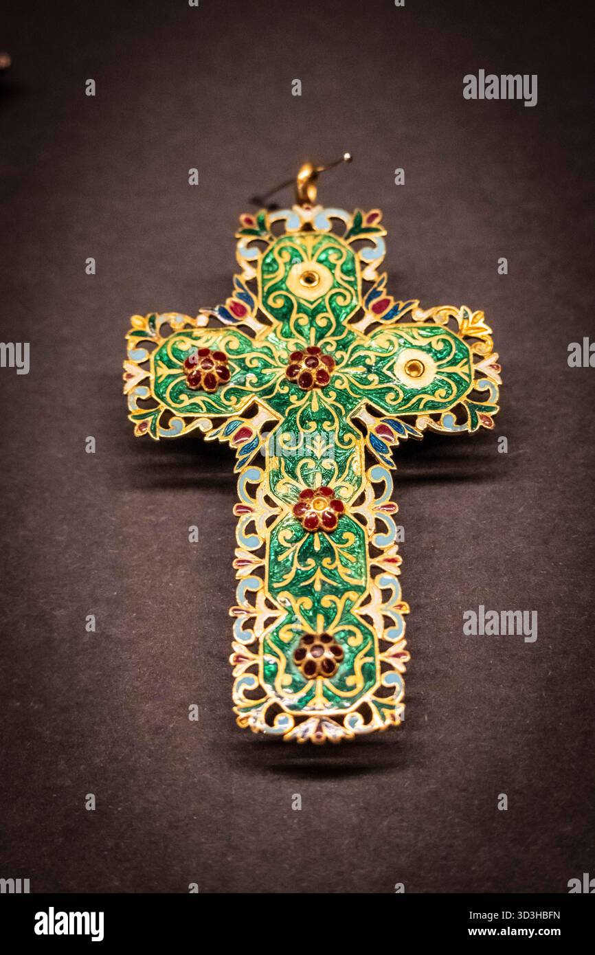 Ancienne Matrice De Croix Pectorale - Fer - Moule Catholique Religieux - Boîte