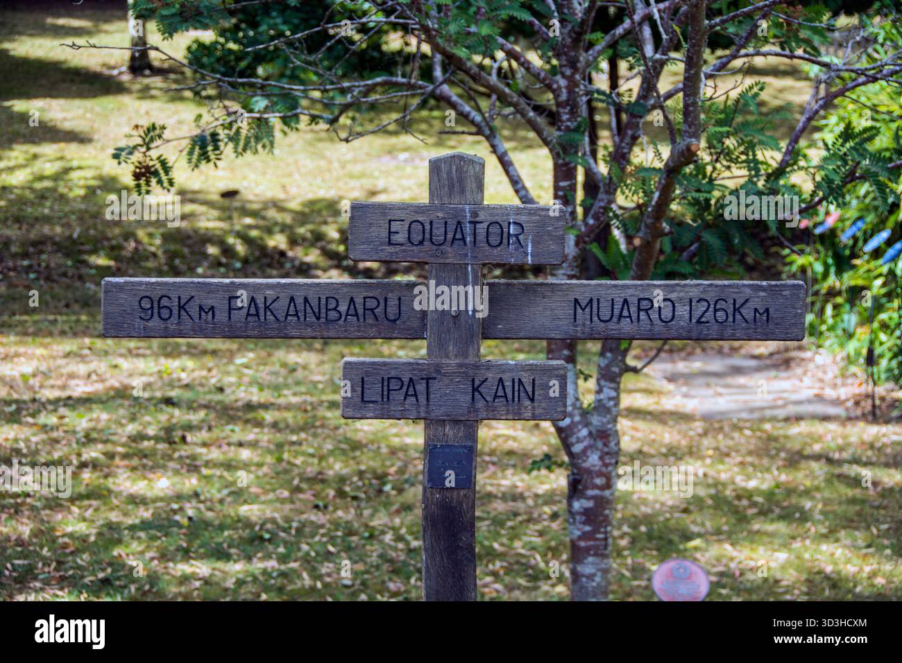 Le Sumatra Railway Memorial est l'une des rares répliques au monde du Sumatra Death Railway Banque D'Images