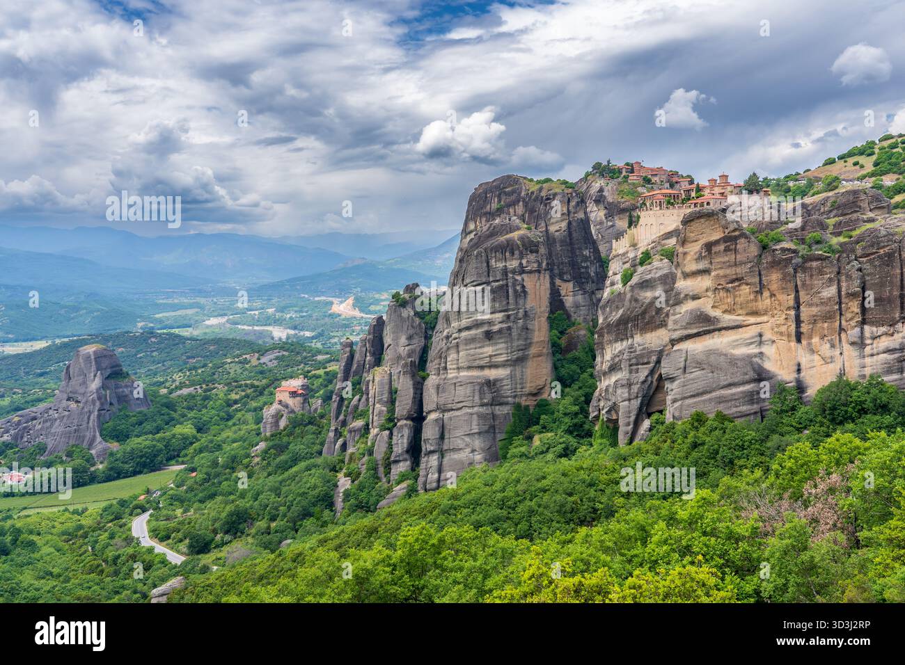 Vue de certains monastères dans la région des Météores, Grèce Banque D'Images