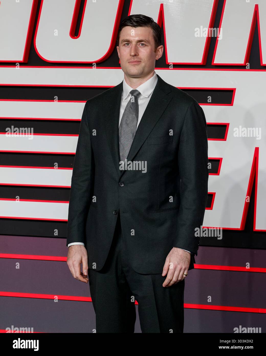 Londres, Royaume-Uni. 05 novembre 2025. James Frecheville assiste à la première de Running Man UK à l'Odeon luxe à Leicester Square, Londres. Crédit : SOPA images Limited/Alamy Live News Banque D'Images