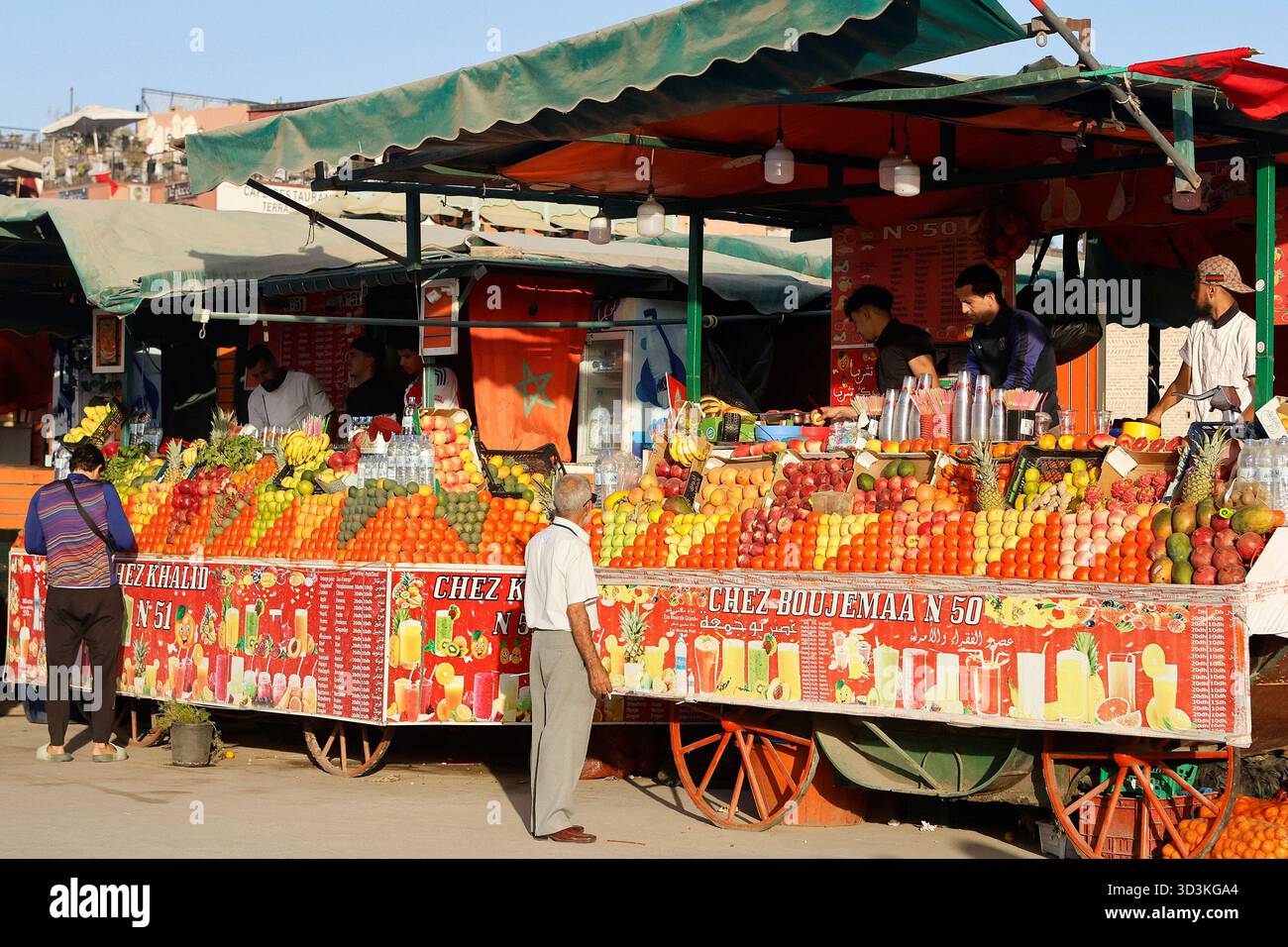 Carte Postale Ancienne Maroc – Marchand De Fruits Avec Fillettes, Circa 1910/1915