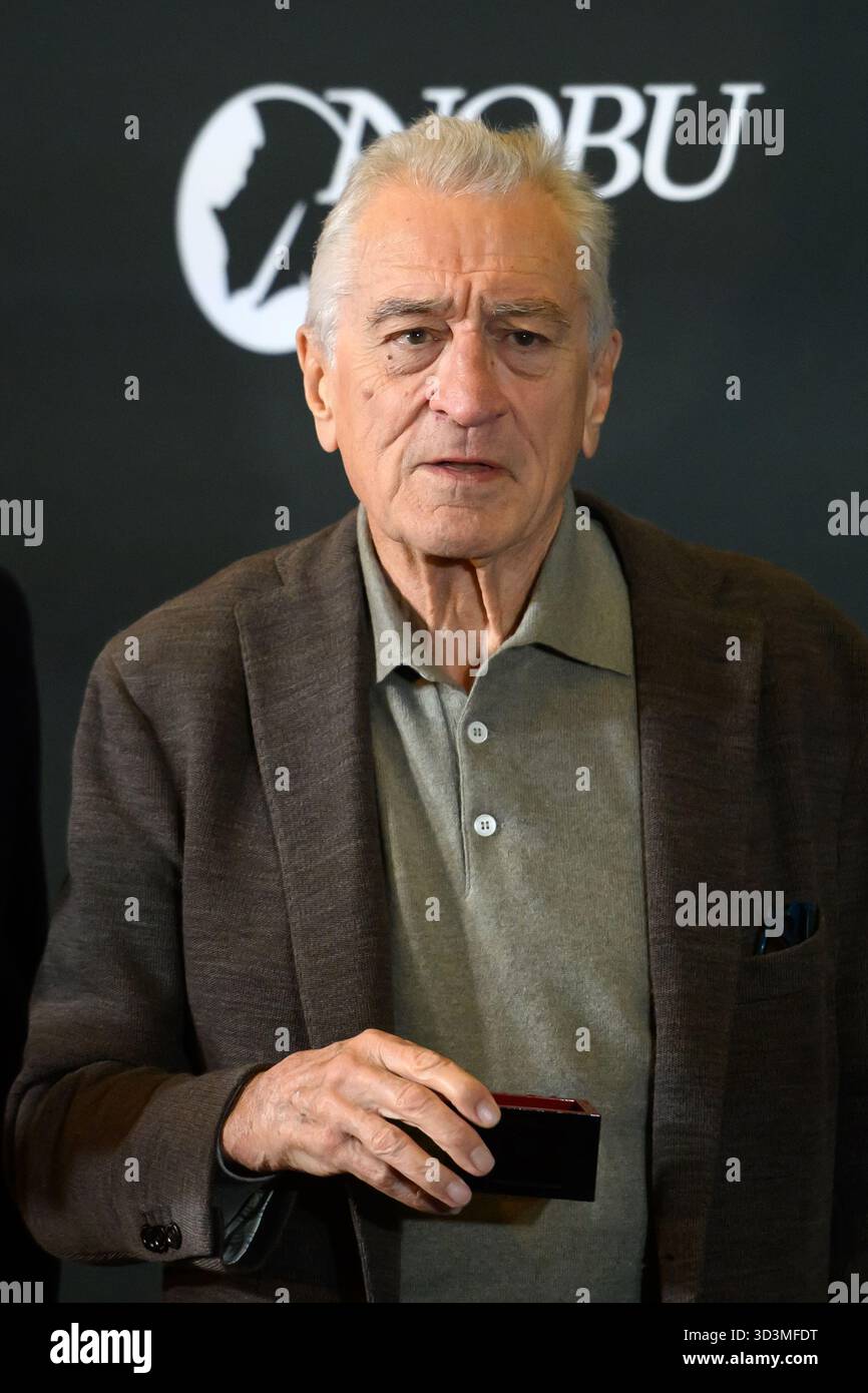 Rome, Italie. 06 novembre 2025. L'acteur Robert de Niro assiste à la cérémonie du saké pour l'ouverture de l'hôtel Nobu sur la via Veneto à Rome (Italie), le 6 novembre 2025. Crédit : Insidefoto/Alamy Live News Banque D'Images