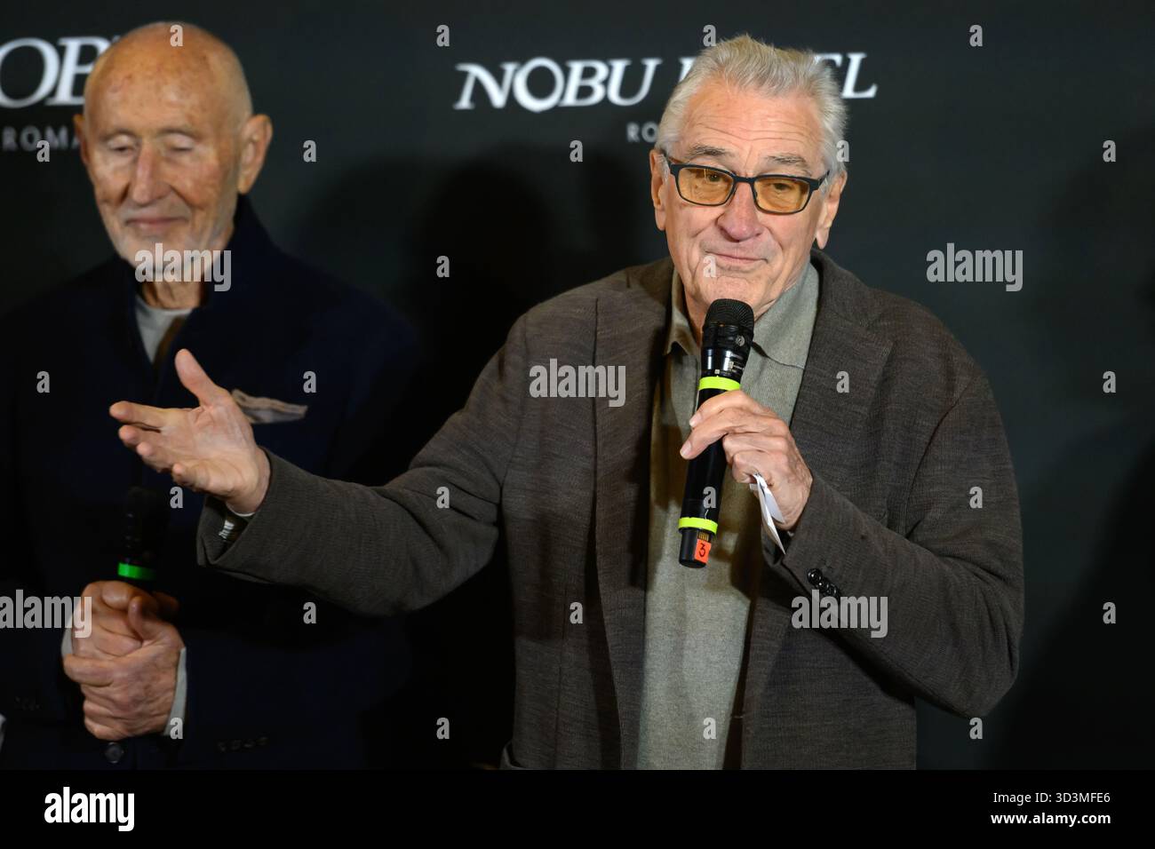 Rome, Italie. 06 novembre 2025. L'acteur Robert de Niro assiste à l'ouverture de l'hôtel Nobu de la via Veneto à Rome (Italie), le 6 novembre 2025. Crédit : Insidefoto/Alamy Live News Banque D'Images