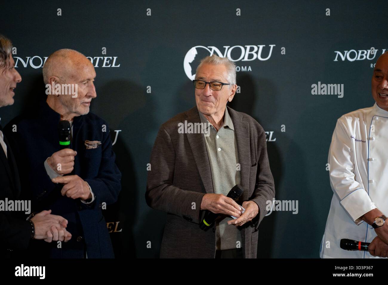 Rome, Italie. 06 novembre 2025. Robert de Niro assiste à l'ouverture de Nobu Hotel à Nobu Hotel Rome, Italie, le 6 novembre 2025. (Photo de Luca Carlino/NurPhoto) crédit : NurPhoto SRL/Alamy Live News Banque D'Images