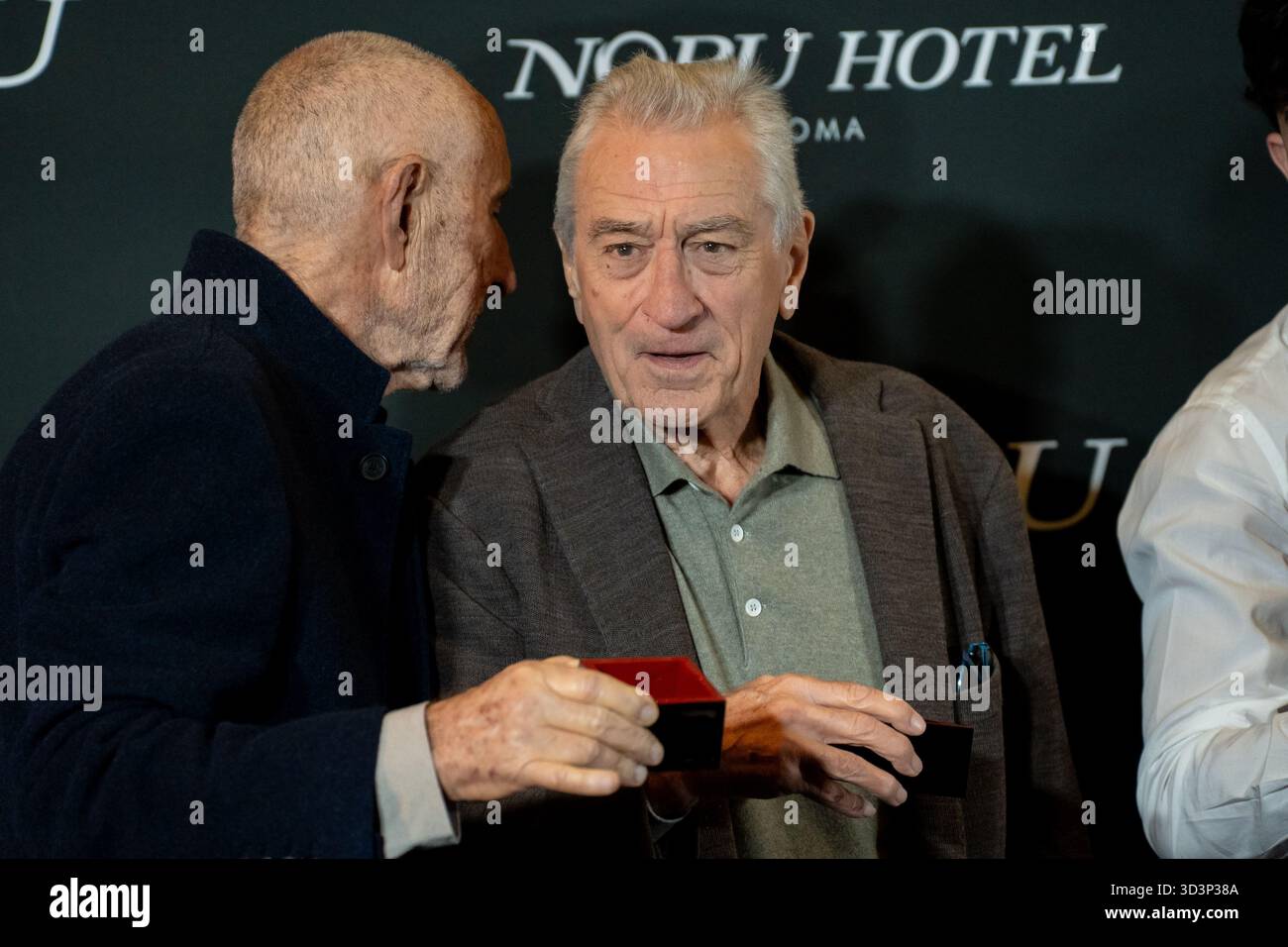 Rome, Italie. 06 novembre 2025. Robert de Niro assiste à l'ouverture de Nobu Hotel à Nobu Hotel Rome, Italie, le 6 novembre 2025. (Photo de Luca Carlino/NurPhoto)0 crédit : NurPhoto SRL/Alamy Live News Banque D'Images