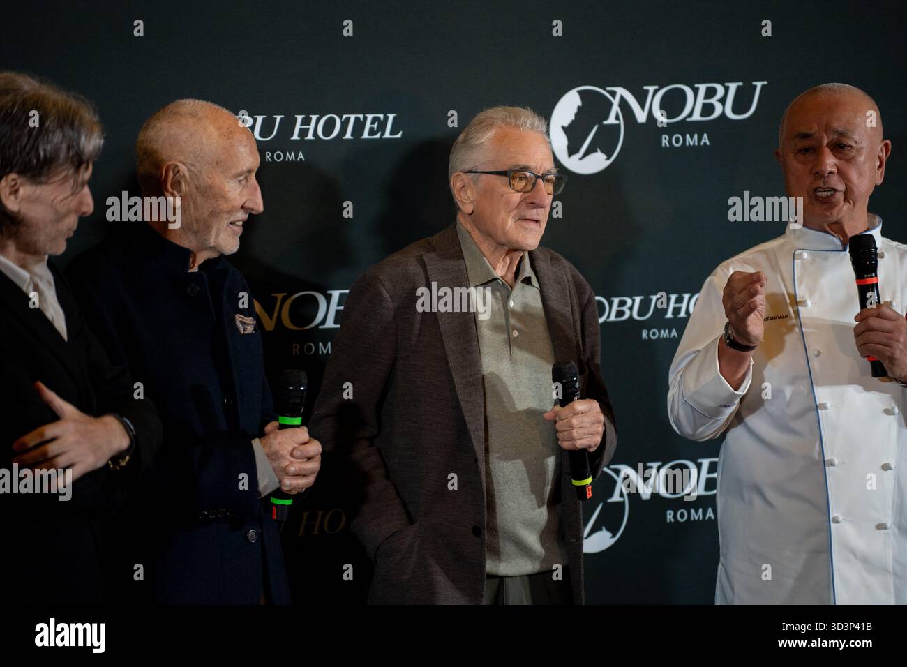 Rome, Italie. 06 novembre 2025. À Rome, Italie, le 6 novembre 2025, les trois fondateurs de Nobu, Meir Teper, Robert de Niro et le chef Nobu Matsuhisa assistent à l'inauguration de l'hôtel Nobu à l'hôtel Nobu Rome. (Photo de Luca Carlino/NurPhoto) crédit : NurPhoto SRL/Alamy Live News Banque D'Images