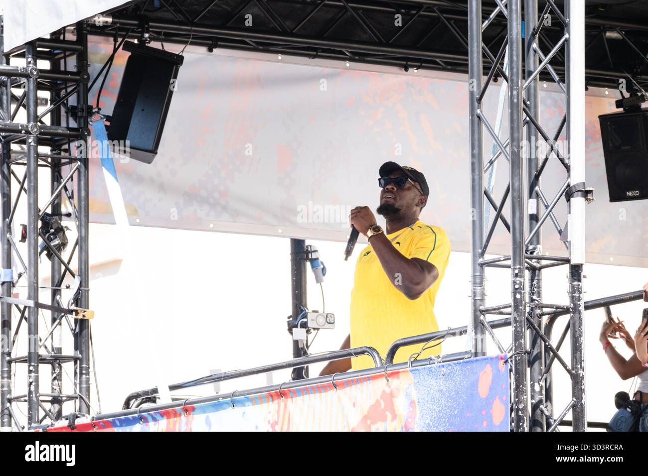 Notting Hill Rapper USAIN BOLT, RAP, NOTTING HILL CARNIVAL 2025 : la légende du sprint ...