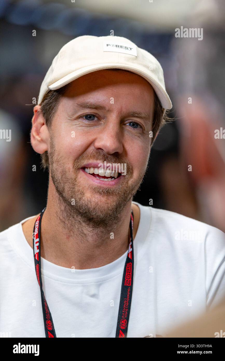 Sebastian Vettel (GER) Champion du monde de F1 lors de la Journée des médias du Grand Prix de formule 1 MSC croisières de São Paulo 2025 à Autódromo José Carlos Pace, São Paulo, Brésil, avant la 21e manche du Championnat du monde de formule 1 FIA 2025 (6-9 novembre 2025). (Crédits : Unicode images/Alamy Live News) Banque D'Images