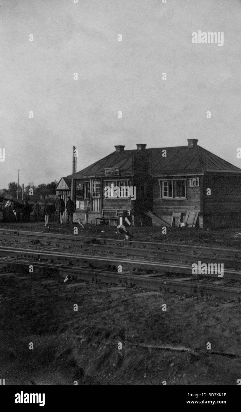 Une photographie de 1916-1918 de la gare de Taurage, montrant le rôle de la gare dans le système de transport local pendant la première Guerre mondiale Banque D'Images