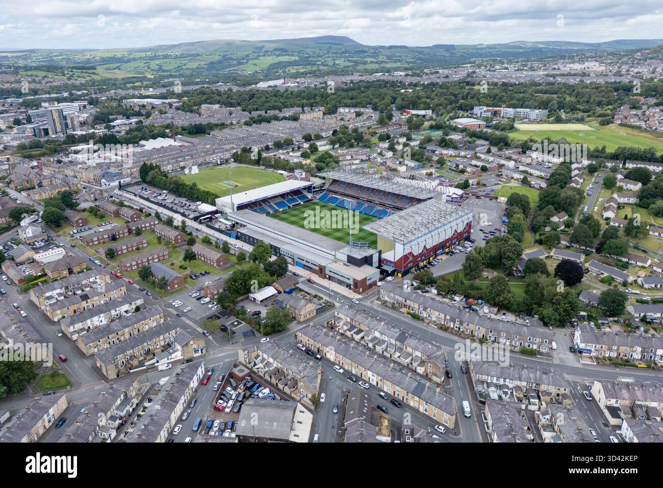 Vue aérienne de Turf Moor, terrain du Burnley FC, Burnley, Lancashire, Royaume-Uni. Banque D'Images