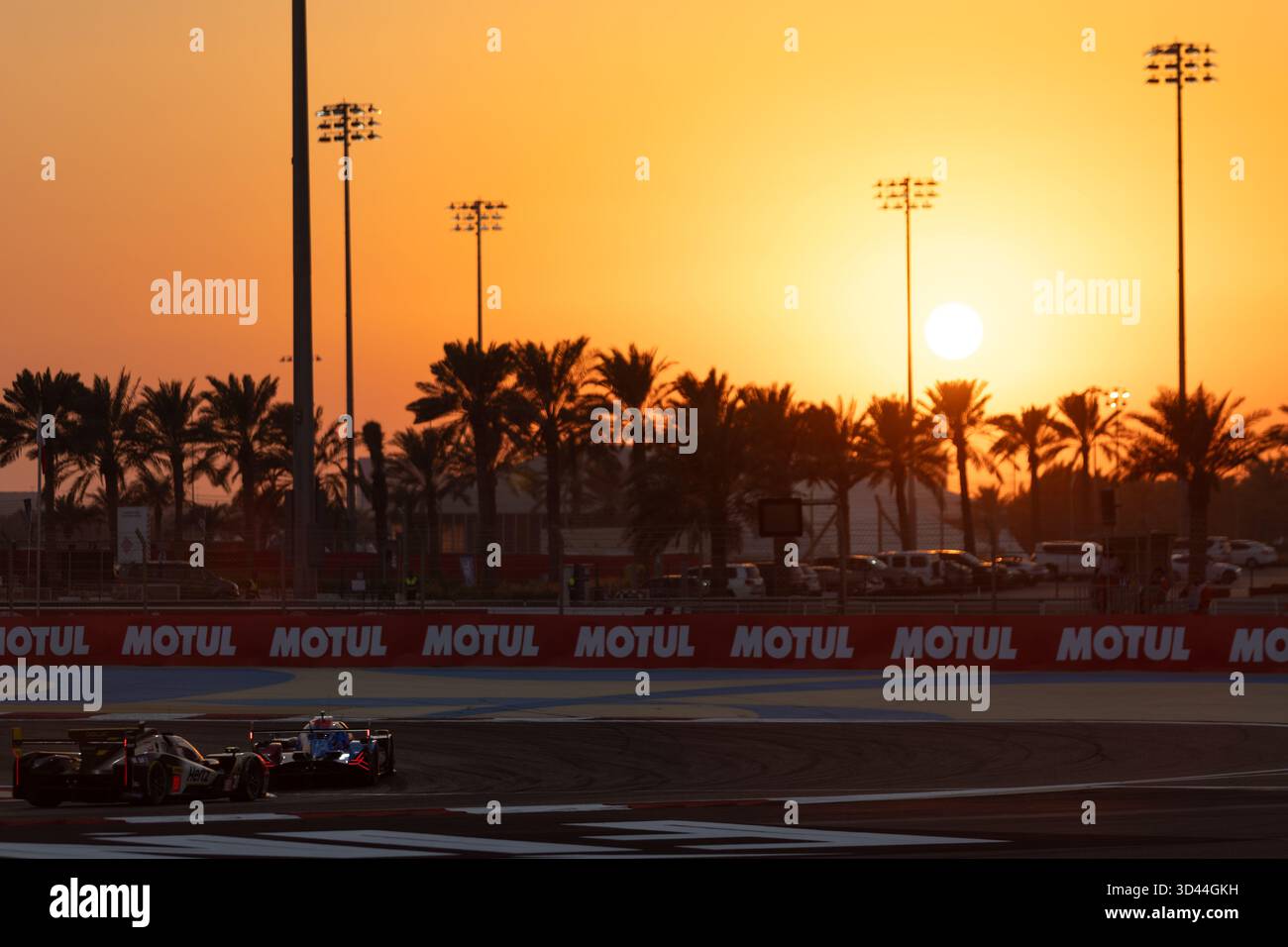 SAKHIR, BAHRAIN - NOVEMBER 07: Dries Vandoor (BEL), Raffaele Marciello (SUI), Kevin Magnussen (DEN), driving for BMW M Team WRT, BMW M Hybrid V8 Hypercar during the 2025 FIA WEC Bapco Energies 8 Hours of Bahrain at the Bahrain International Circuit on November 07, 2025 in Sakhir, Bahrain. (Photo by Ivica Glavas/Speed Media/Icon Sportswire) (Icon Sportswire via AP Images) Banque D'Images