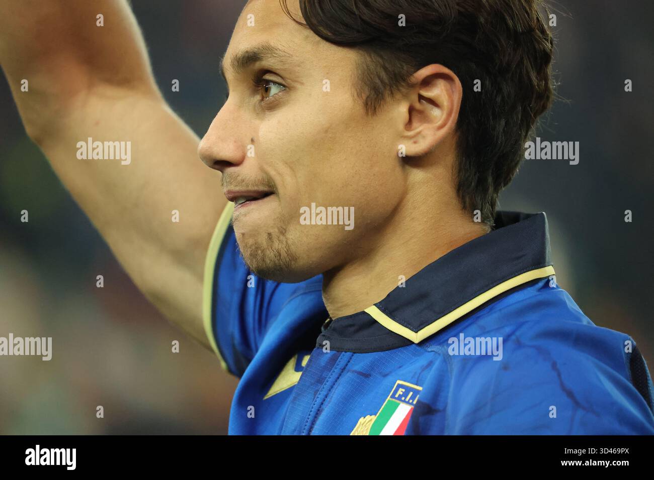 Udine, Italie. 08/11/2025, Udine, Bluenergy Stadium, QUILTER NATIONS SERIES semaine 2 : Italie vs Australie, Ange Capuozzo (Italie Full-Back #15) célébrant la victoire crédit : Just Pictures GmbH/Alamy Live News Banque D'Images