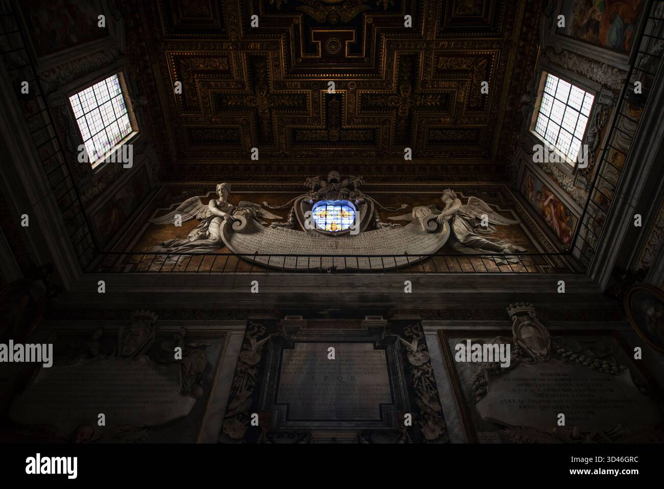 Rome, Italie - 11 décembre 2023 - une image de la basilique Santa Maria in Aracoeli, mettant en valeur le riche style architectural et le patrimoine religieux de Rome Banque D'Images