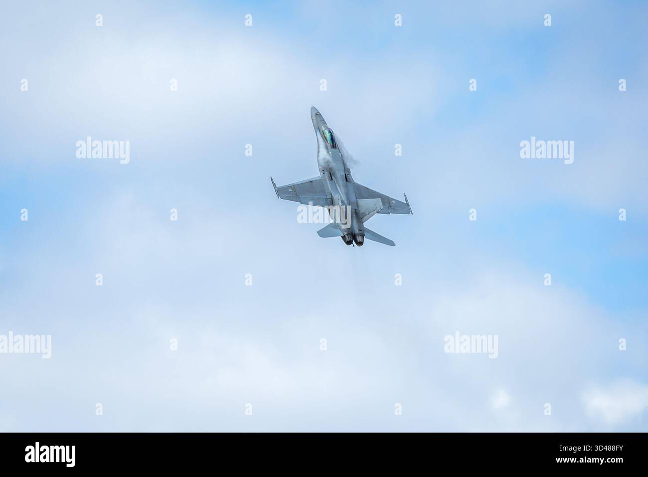 Armée de l'air finlandaise - McDonnell Douglas F/A-18 Hornet, jouant au Royal International Air Tattoo 2025. Banque D'Images