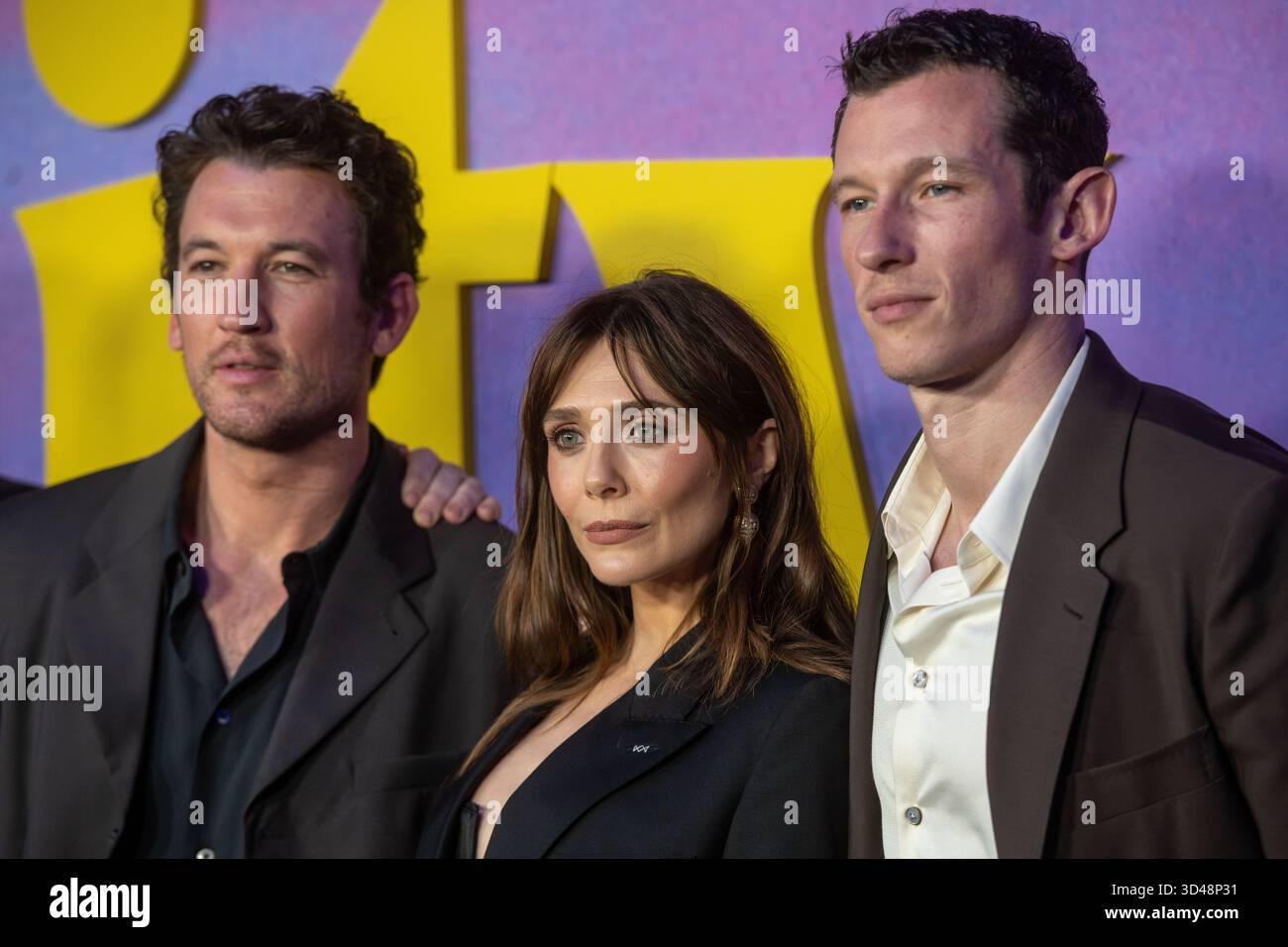 Miles Teller, Elizabeth Olsen et Callum Turner Banque D'Images