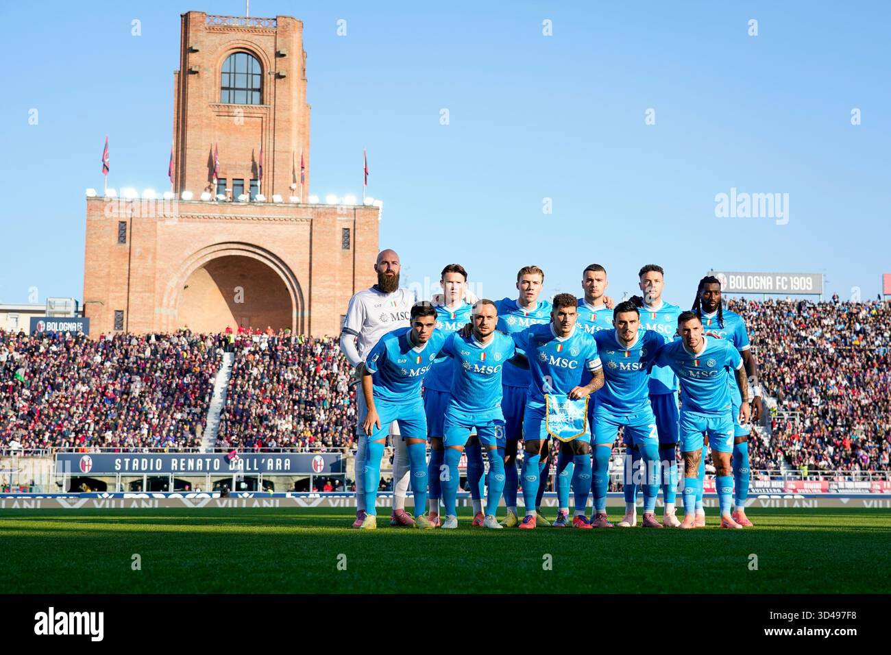 Bologne, Italie. 09 novembre 2025. SSC Napoli s'alignera lors de la série Serie A Enilive match entre le Bologna FC 1909 et le SSC Napoli au Stadio Renato Dall'Ara le 9 novembre 2025 à Bologne, Italie crédit : Giuseppe Maffia/Alamy Live News Banque D'Images