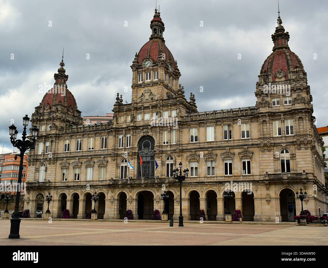 Hôtel de ville de la Coruña sur la place Maria Pita Banque D'Images
