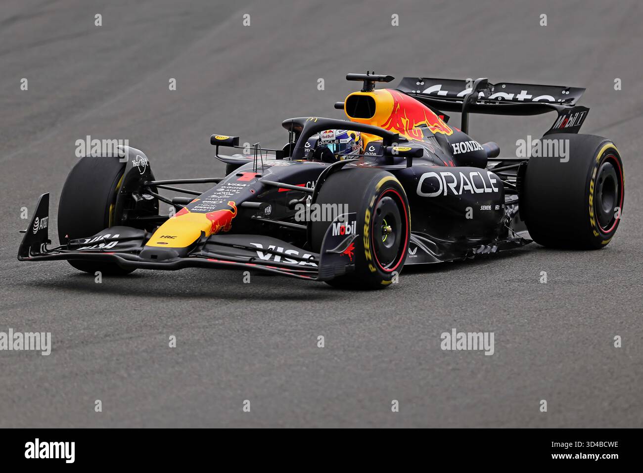 Sao Paulo, Brésil. 9 novembre 2025. Max Verstappen (NED) Oracle Red Bull Racing RB21 Honda lors du Grand Prix F1 du Brésil à Autodromo Jose Carlos Pace le 09 novembre 2025 à Sao Paulo, Brésil. Photo : Heuler Andrey/DiaEsportivo/Alamy Live News crédit : DiaEsportivo/Alamy Live News Banque D'Images