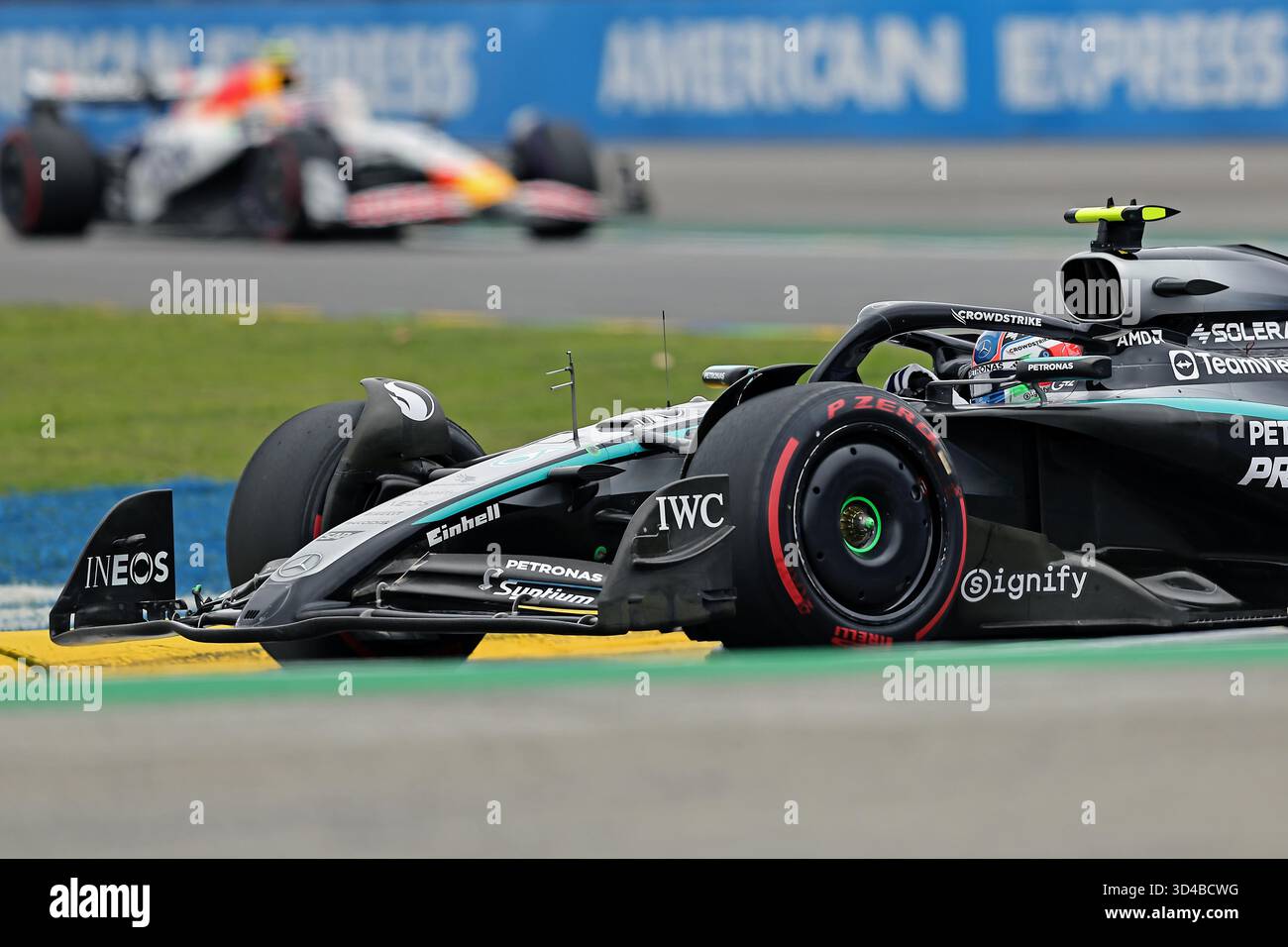 Sao Paulo, Brésil. 9 novembre 2025. Kimi Antonelli (ITA) Mercedes AMG Petronas F1 Team W16 lors du Grand Prix de F1 du Brésil à Autodromo Jose Carlos Pace le 09 novembre 2025 à Sao Paulo, Brésil. Photo : Heuler Andrey/DiaEsportivo/Alamy Live News crédit : DiaEsportivo/Alamy Live News Banque D'Images