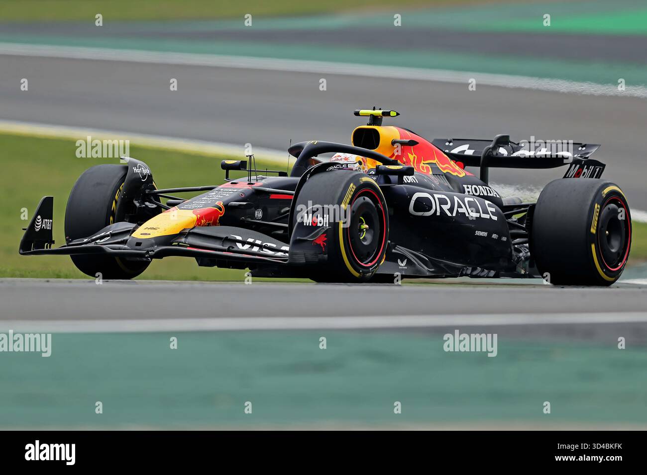 Sao Paulo, Brésil. 9 novembre 2025. Yuki Tsunoda (JPN) Oracle Red Bull Racing RB21 Honda lors du Grand Prix de F1 du Brésil à Autodromo Jose Carlos Pace le 09 novembre 2025 à Sao Paulo, Brésil. Photo : Heuler Andrey/DiaEsportivo/Alamy Live News crédit : DiaEsportivo/Alamy Live News Banque D'Images