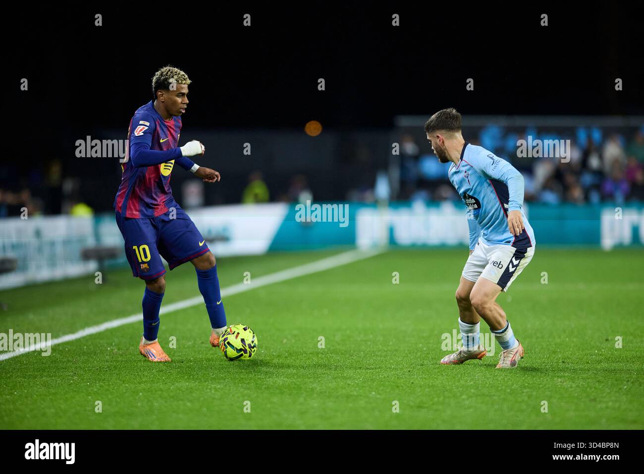 Vigo, Espagne. 09 novembre 2025. VIGO, ESPAGNE - 9 NOVEMBRE : XXXXXX lors du match LaLiga EA Sports entre le RC Celta de Vigo et le FC Barcelone au stade Abanca Balaidos le 9 novembre 2025 à Vigo, Espagne. (Photo de Diego Simon/photo Players images/Magara Press) crédit : Magara Press SL/Alamy Live News Banque D'Images