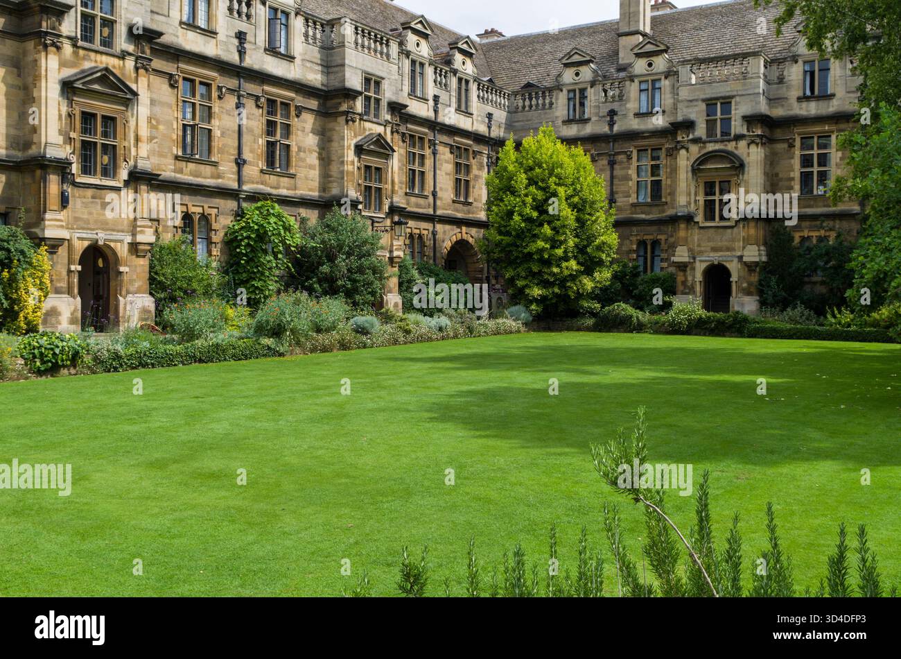 Vue extérieure du Pembroke College, Université de Cambridge, Cambridge, Royaume-Uni Banque D'Images