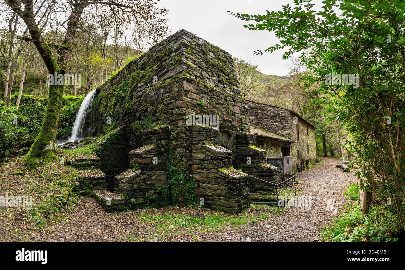 Forge médiévale de Compludo, vallée de Compludo, Ponferrada, région de Bierzo, Castille-et-Léon, Espagne Banque D'Images