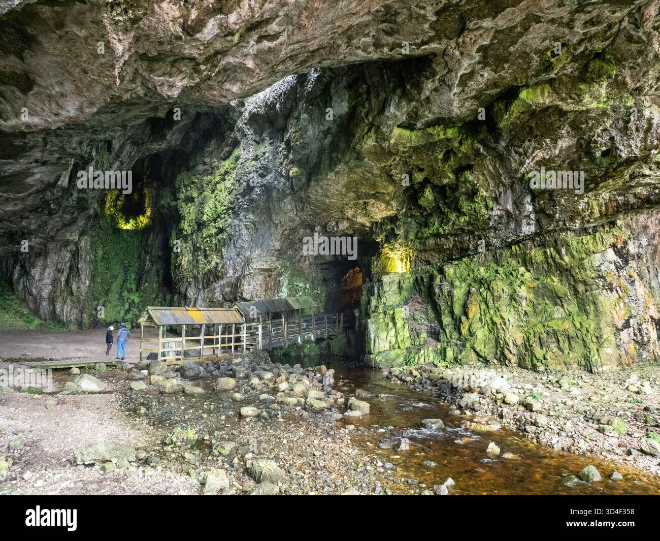Smoo Cave sur la NC 500 sur Scotlands North Coast, Royaume-Uni. Banque D'Images
