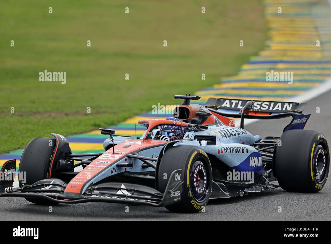 Sao Paulo, Brésil. 9 novembre 2025. Alexander Albon (THA) Atlassian Williams Racing FW47 Mercedes lors du Grand Prix F1 du Brésil à Autodromo Jose Carlos Pace le 09 novembre 2025 à Sao Paulo, Brésil. Photo : Heuler Andrey/DiaEsportivo/Alamy Live News crédit : DiaEsportivo/Alamy Live News Banque D'Images