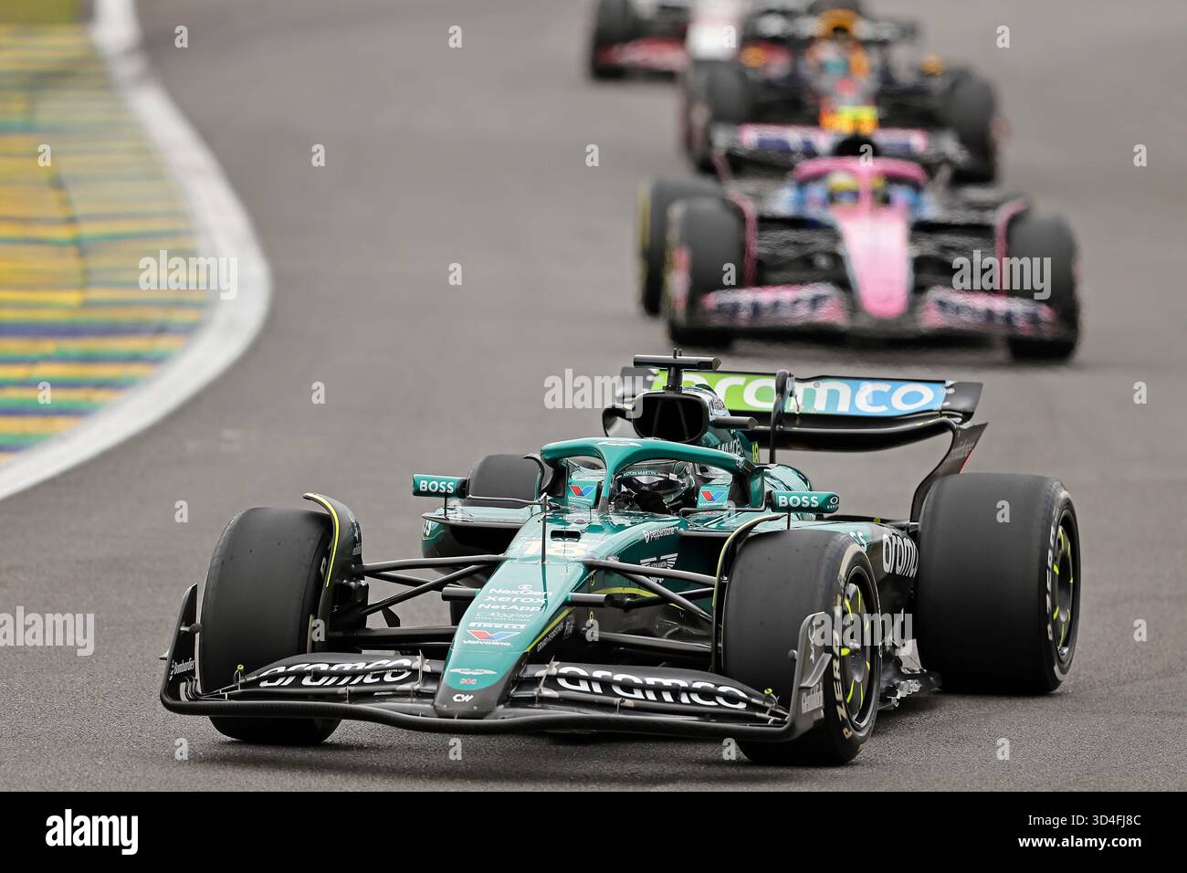 Sao Paulo, Brésil. 9 novembre 2025. Lance Stroll (CAN) Aston Martin Aramco AMR25 Mercedes lors du Grand Prix F1 du Brésil à Autodromo Jose Carlos Pace le 09 novembre 2025 à Sao Paulo, Brésil. Photo : Heuler Andrey/DiaEsportivo/Alamy Live News crédit : DiaEsportivo/Alamy Live News Banque D'Images