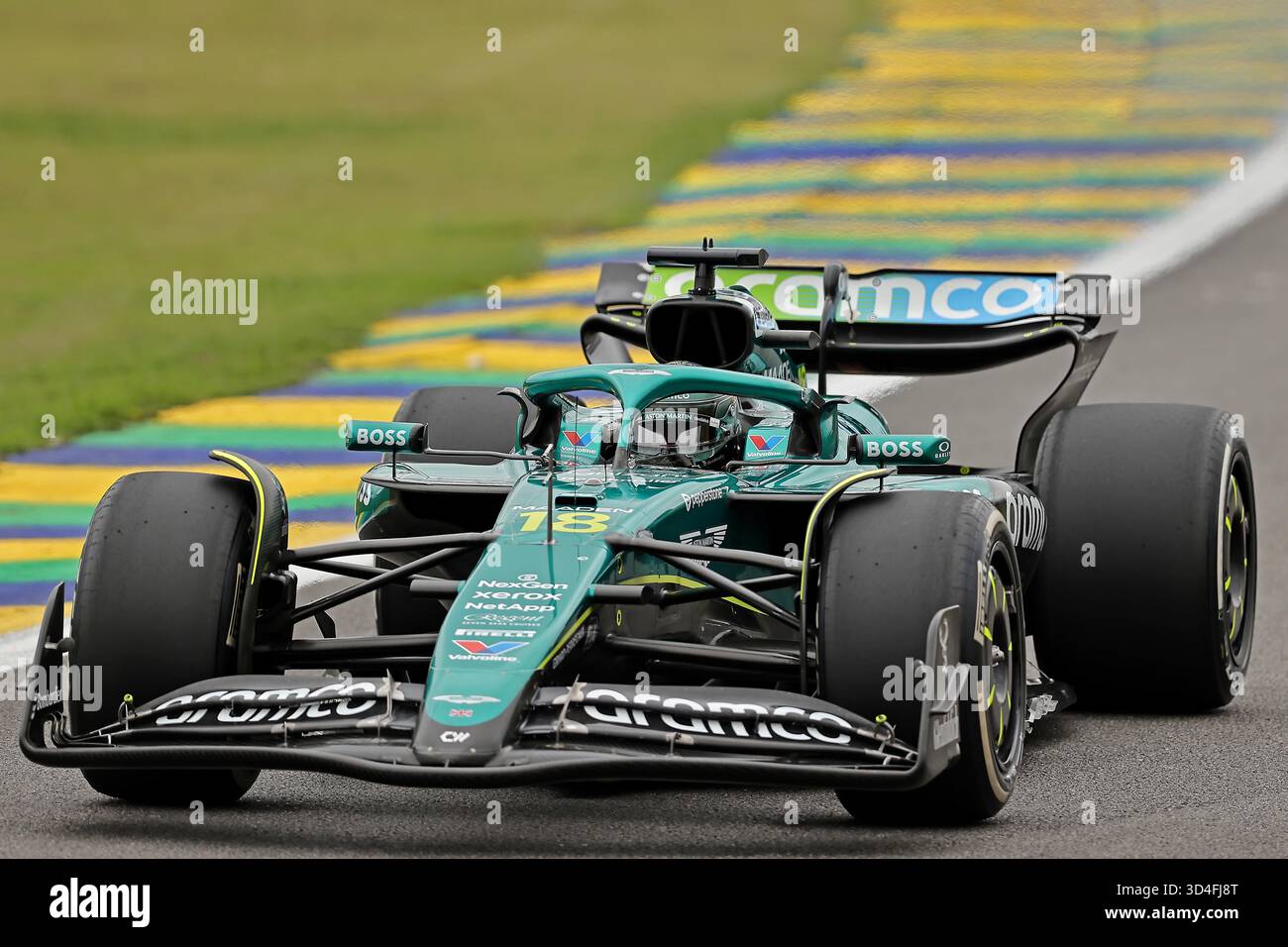 Sao Paulo, Brésil. 9 novembre 2025. Lance Stroll (CAN) Aston Martin Aramco AMR25 Mercedes lors du Grand Prix F1 du Brésil à Autodromo Jose Carlos Pace le 09 novembre 2025 à Sao Paulo, Brésil. Photo : Heuler Andrey/DiaEsportivo/Alamy Live News crédit : DiaEsportivo/Alamy Live News Banque D'Images