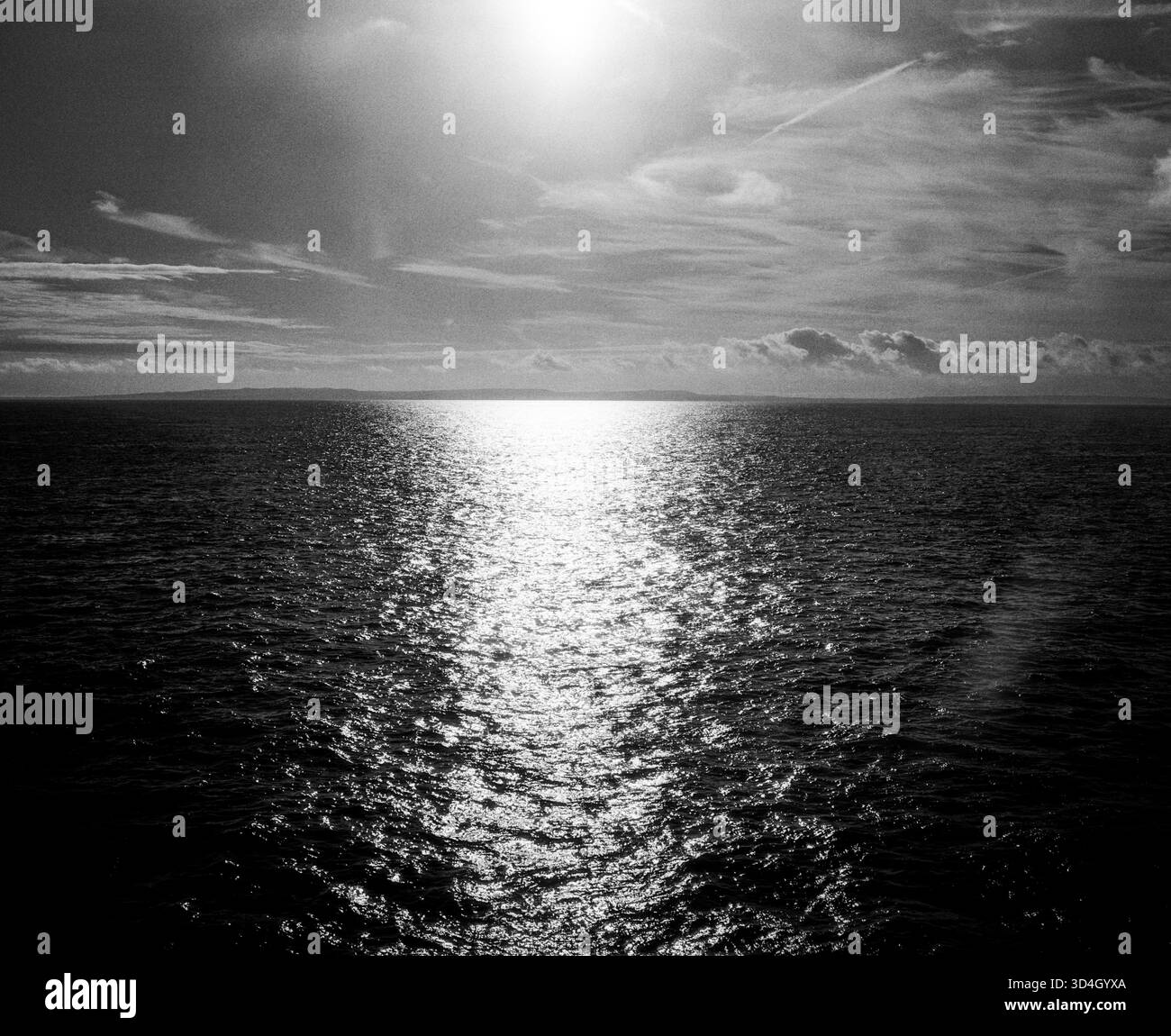 La chaîne anglaise par une journée calme. Banque D'Images