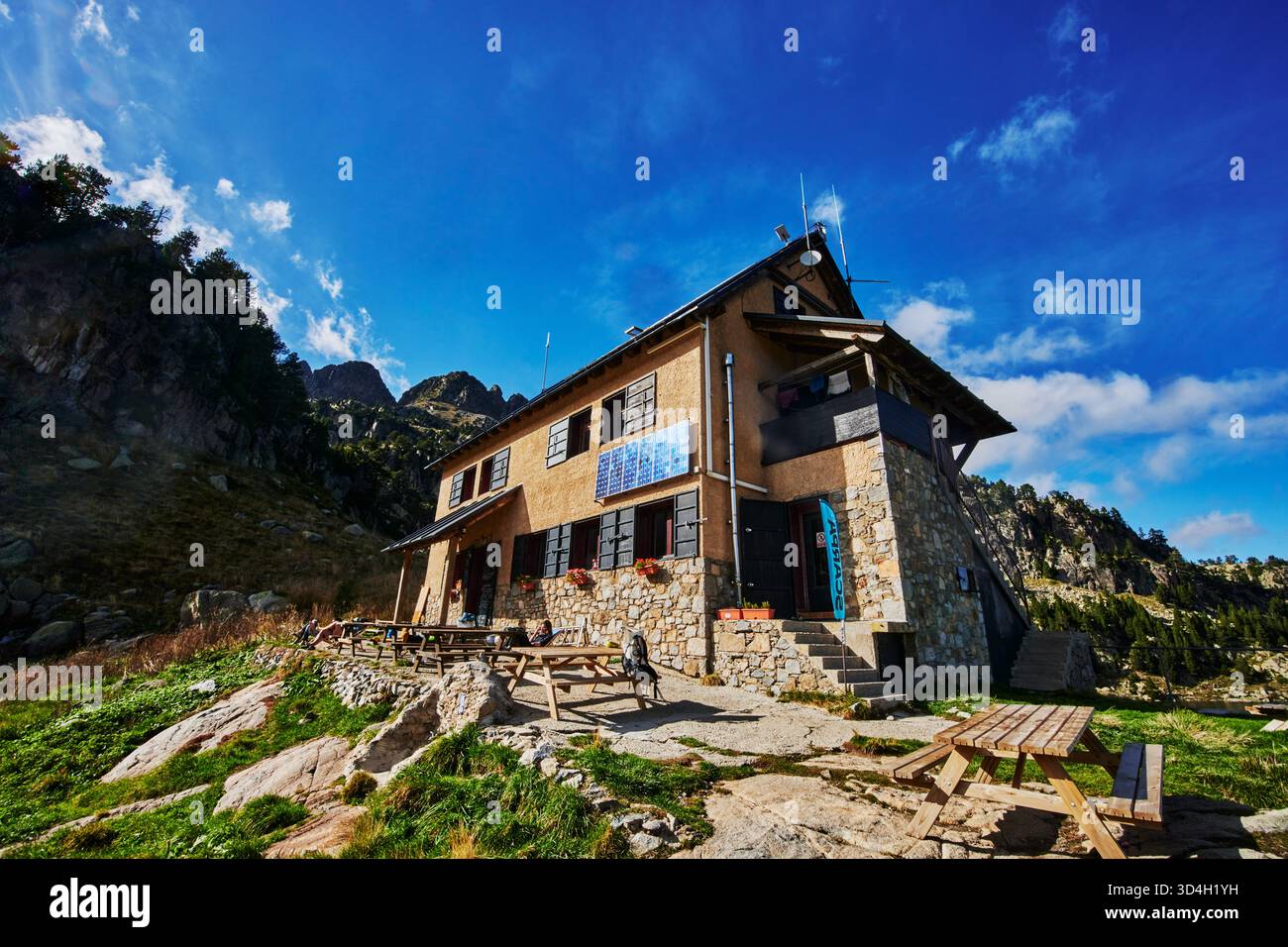 Refugi de colomers le long de la randonnée Carros de Foc, , Catalogne, Pyrénées, Espagne, Europe Banque D'Images