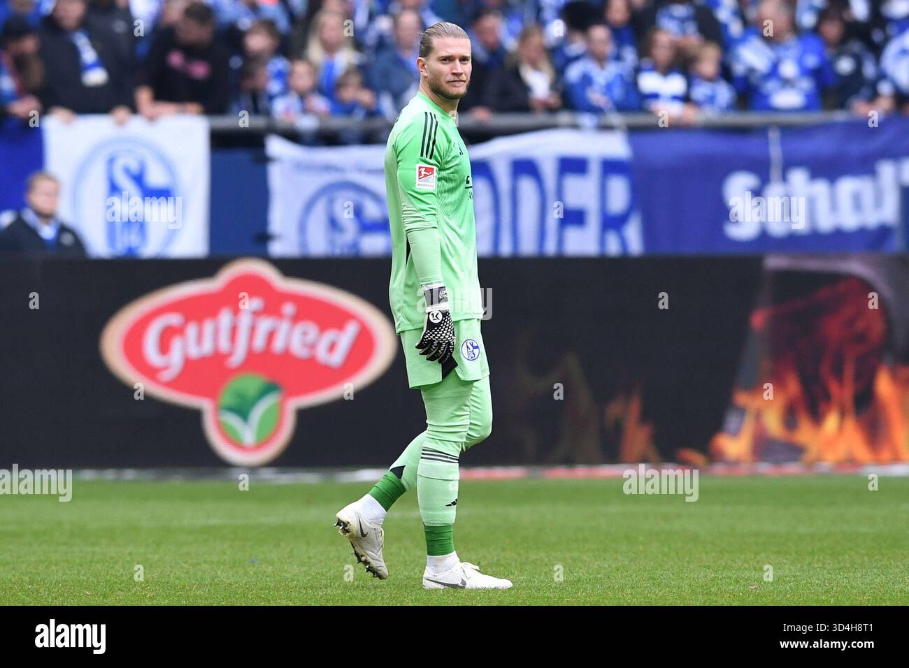 Gelsenkirchen, Allemagne. 08 novembre 2025. Fussball 2. Bundesliga 12. Spieltag FC Schalke 04 - SV Elversberg AM 08.11.2025 in der Veltins Arena in Gelsenkirchen Loris Karius ( Schalke ) la réglementation du LDF interdit toute utilisation de photographies comme séquences d'images et/ou quasi-vidéo. Foto : Revierfoto crédit : ddp Media GmbH/Alamy Live News Banque D'Images