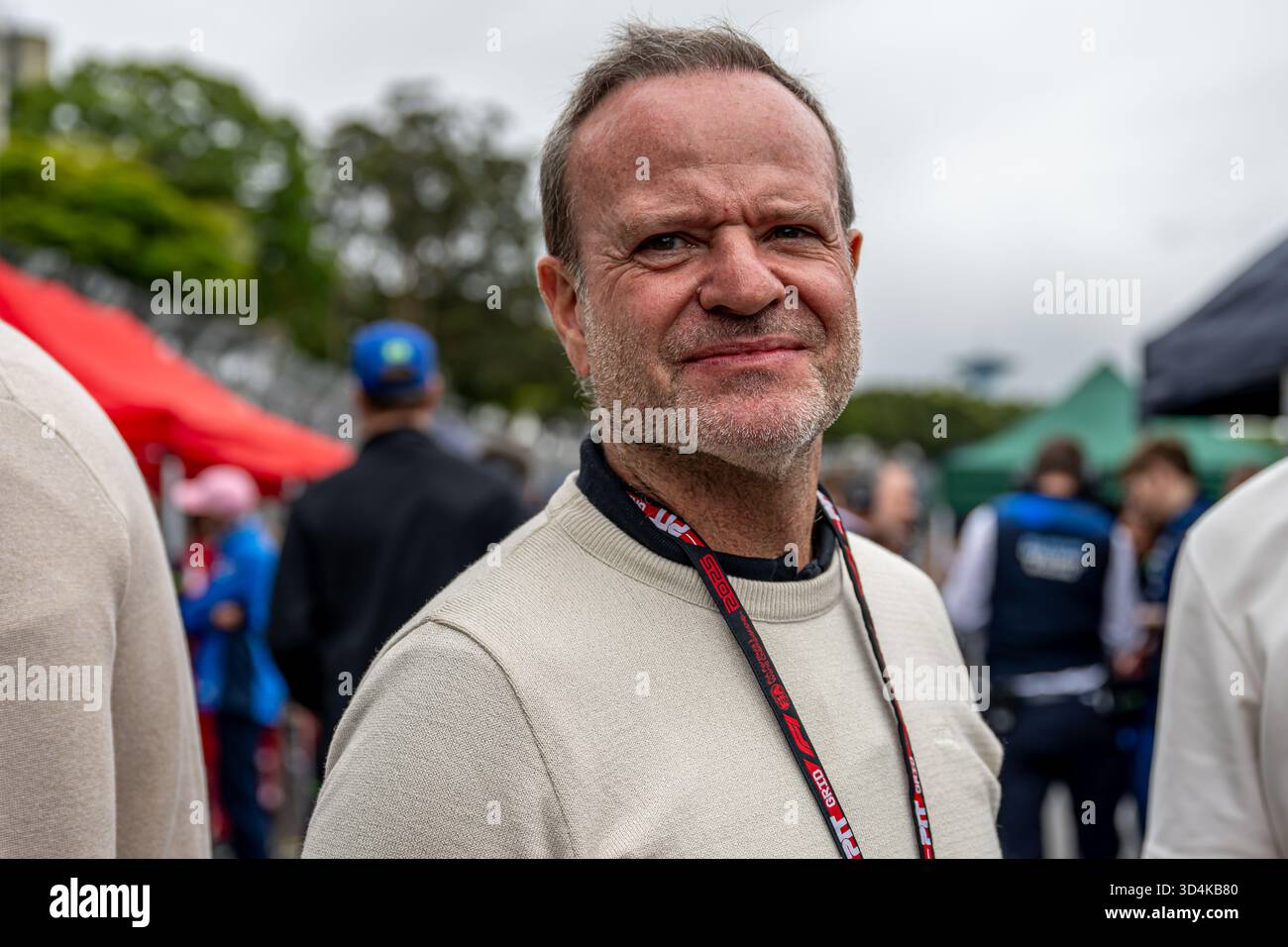 CIRCUIT INTERLAGOS, BRÉSIL - 09 NOVEMBRE : Rubens Barrichello, ancien pilote automobile, lors du Grand Prix de Sao Paulo au circuit Interlagos le dimanche 09 novembre 2025 à Sao Paulo, Brésil (photo de Michael Potts/Agence BSR) crédit : Agence BSR/Alamy Live News Banque D'Images